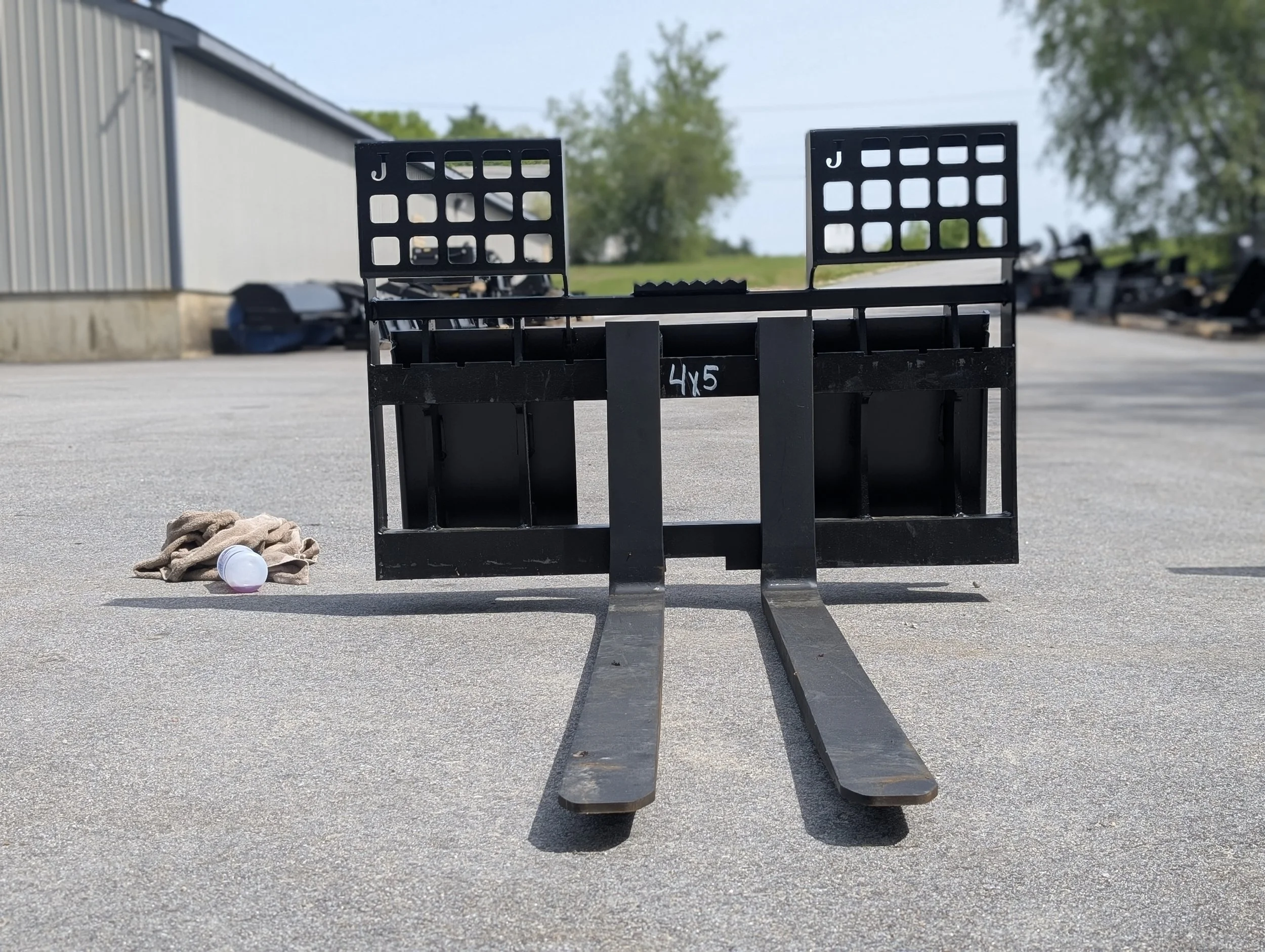 4x5 forks frontside.jpg