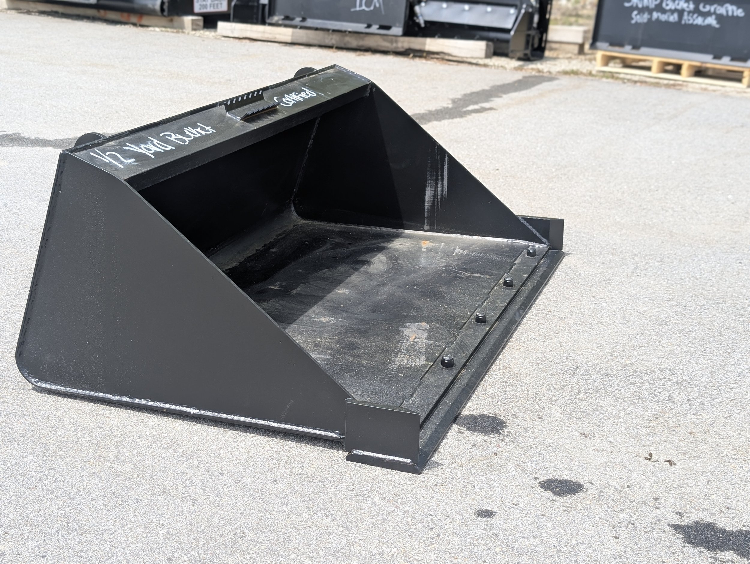 half yard bucket side view.jpg