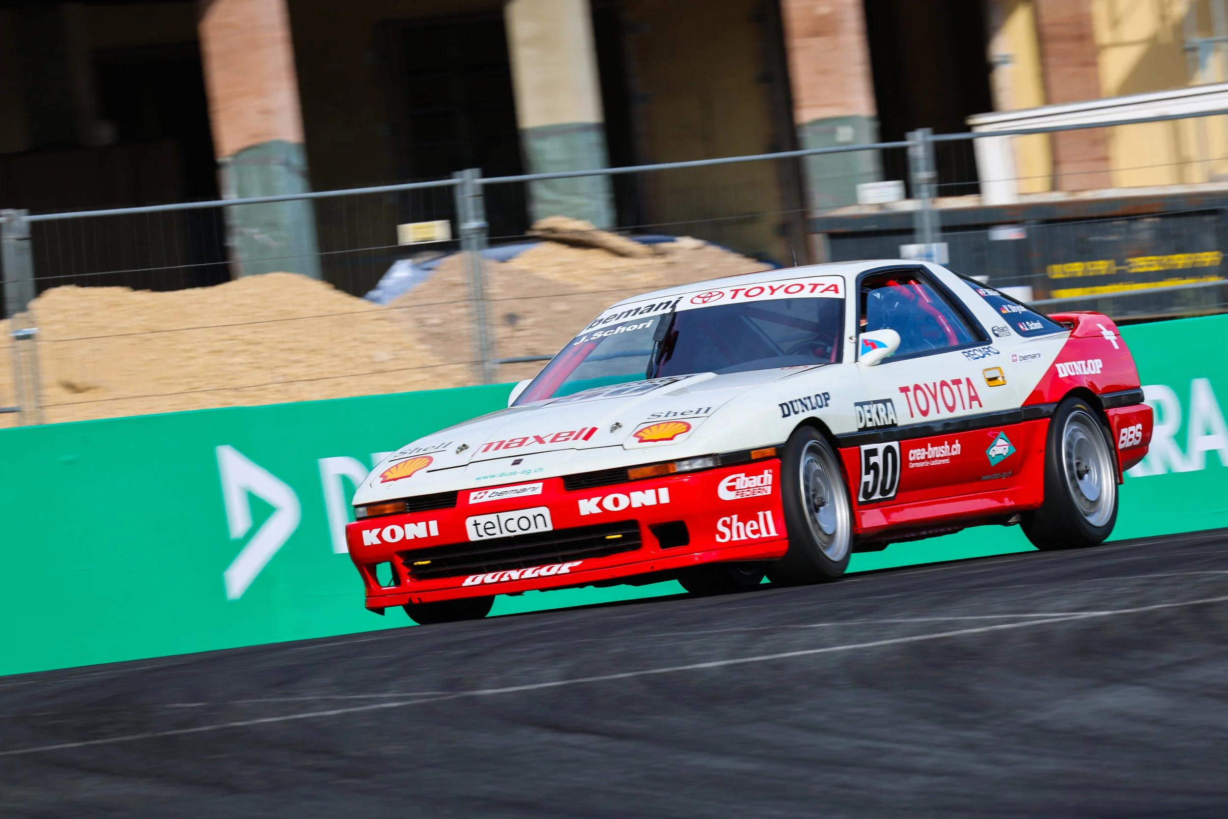AW2_1815.jpg