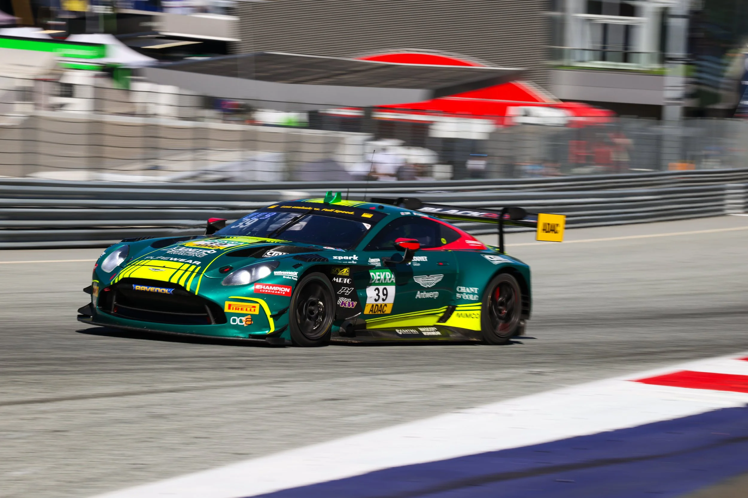 F12A5255.jpg
