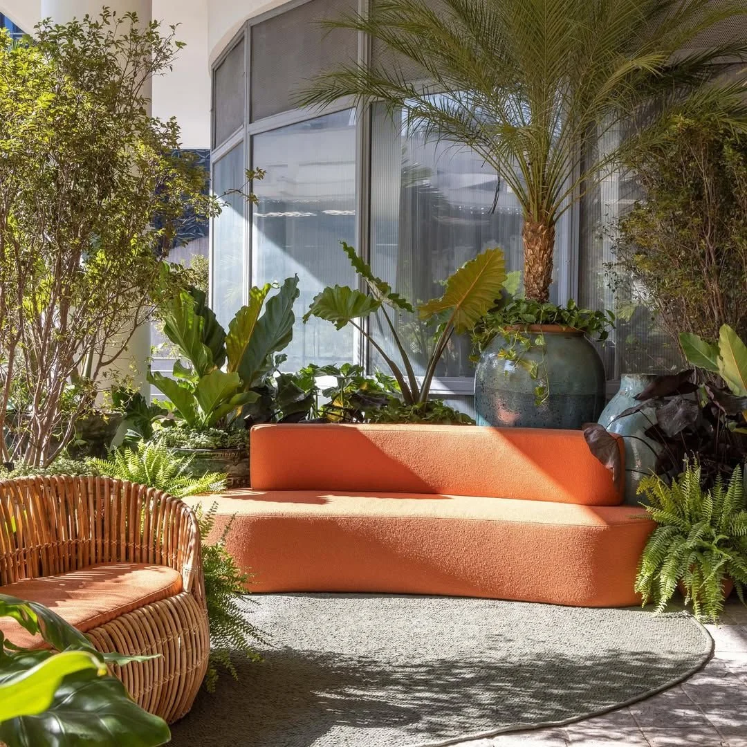 Tecidos para Área Externa: Como Deixar Seu Espaço ao Ar Livre Bonito, Aconchegante e Durável