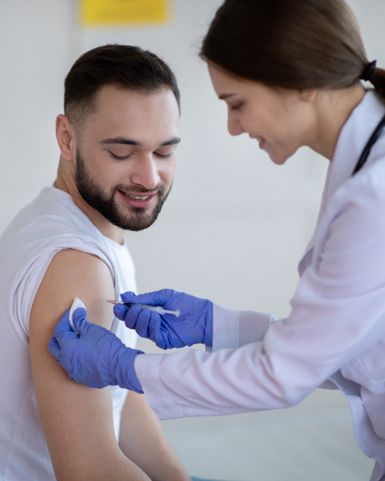Avanços tecnológicos, incorporados a vacinas de nova geração, criaram mecanismos imunológicos e perspectivas para melhor proteção.
