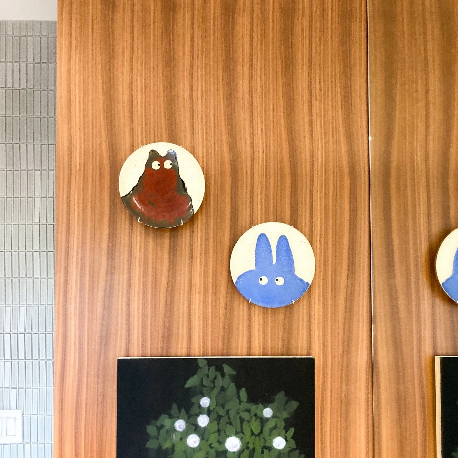 Cute. Strange. Slightly judging us.
We love them anyway.
Handmade wall dishes by Studio Arhoj&mdash;Danish design, full of personality, and now perfectly at home on the wall. 👀
If it needs installing, Bravo&rsquo;s got it.

#StudioArhoj #Arhoj #Cera