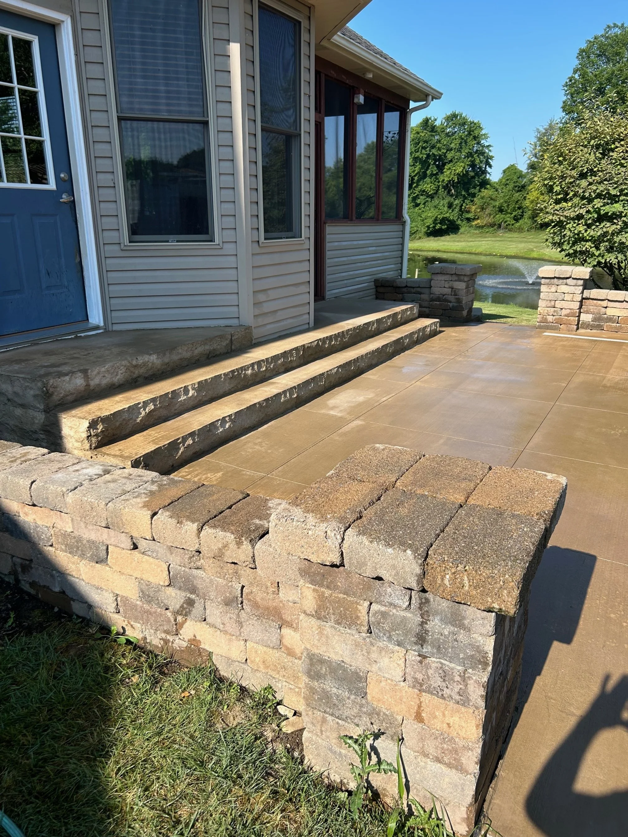 Concrete Patio2.jpg