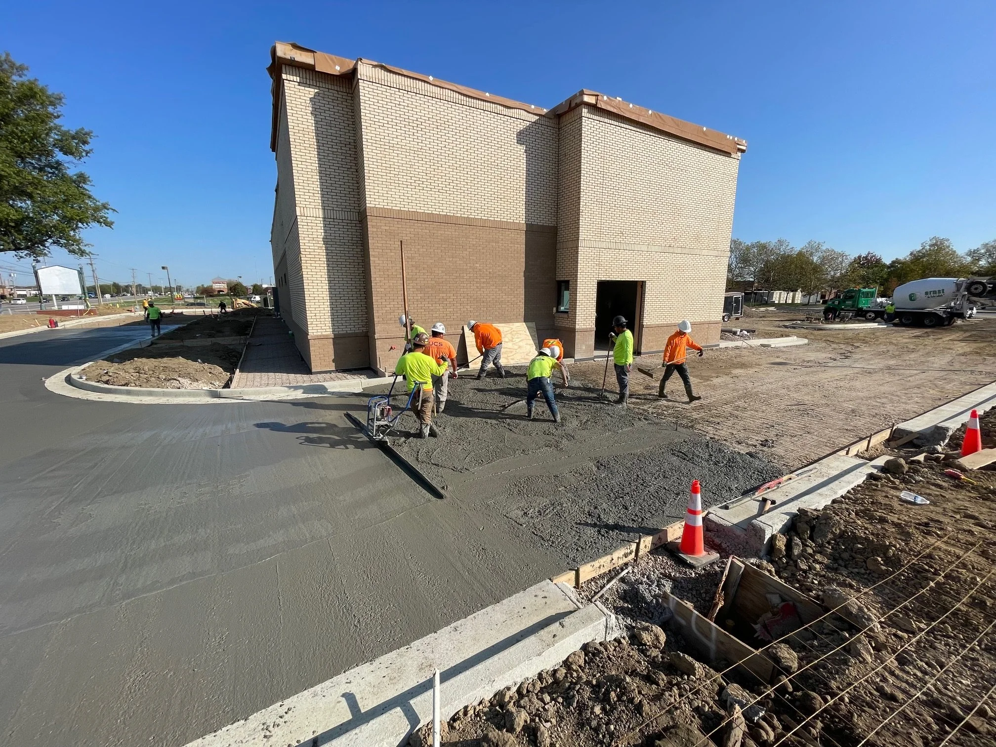 Concrete drive thru3.jpg