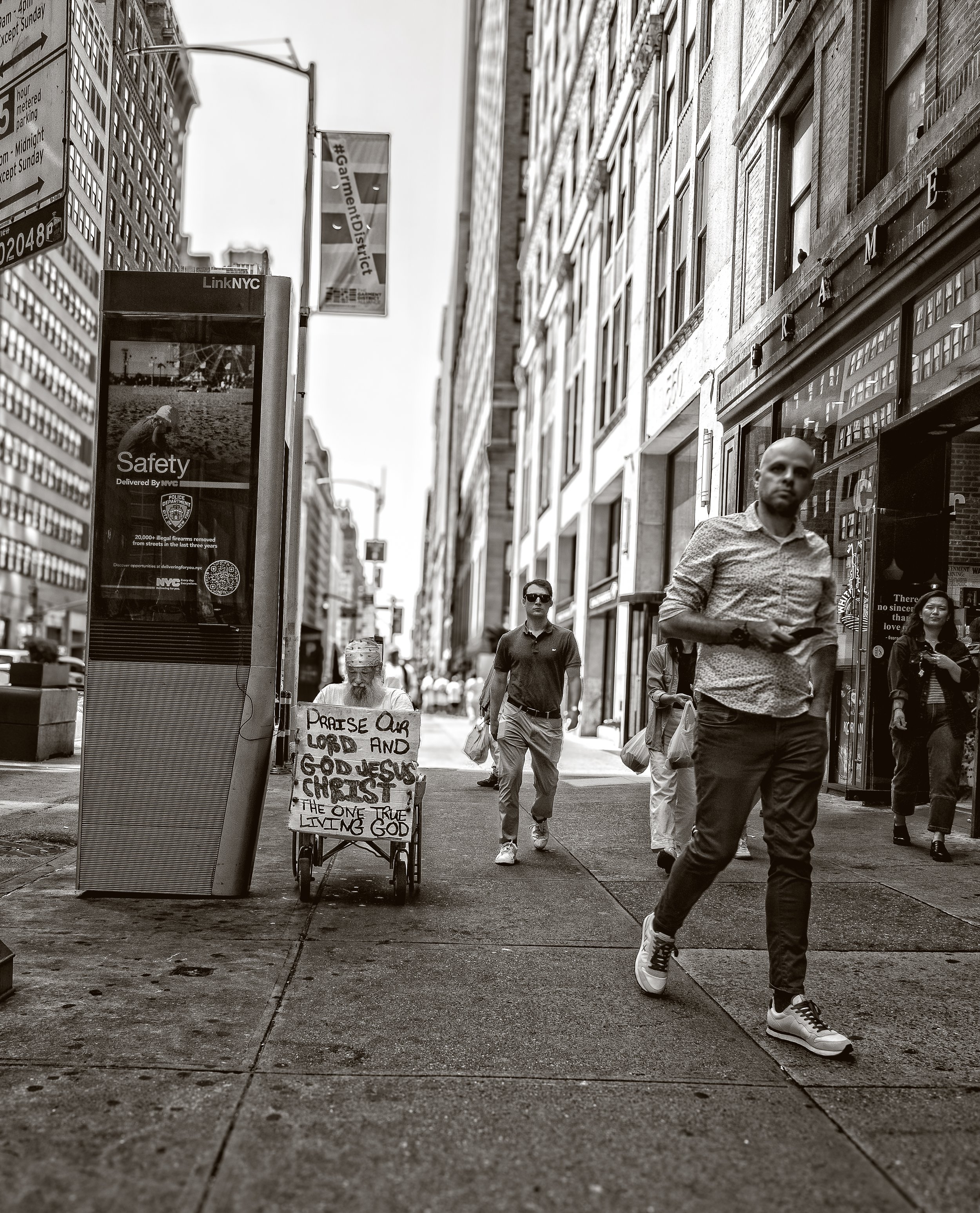 NYC Streets 8-2025-98-2.jpg