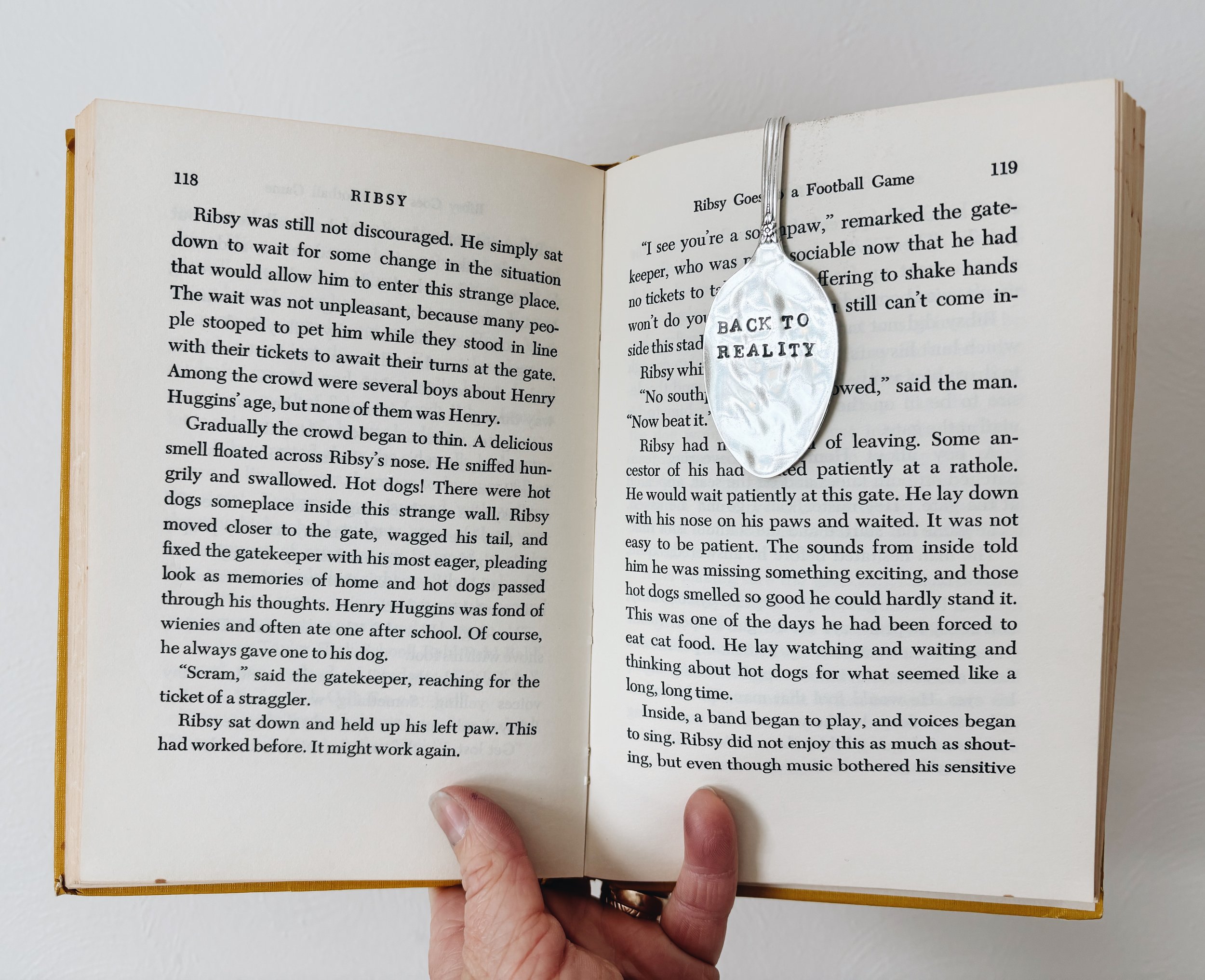 Spoon Bookmark // BACK TO REALITY // Sans Serif Font