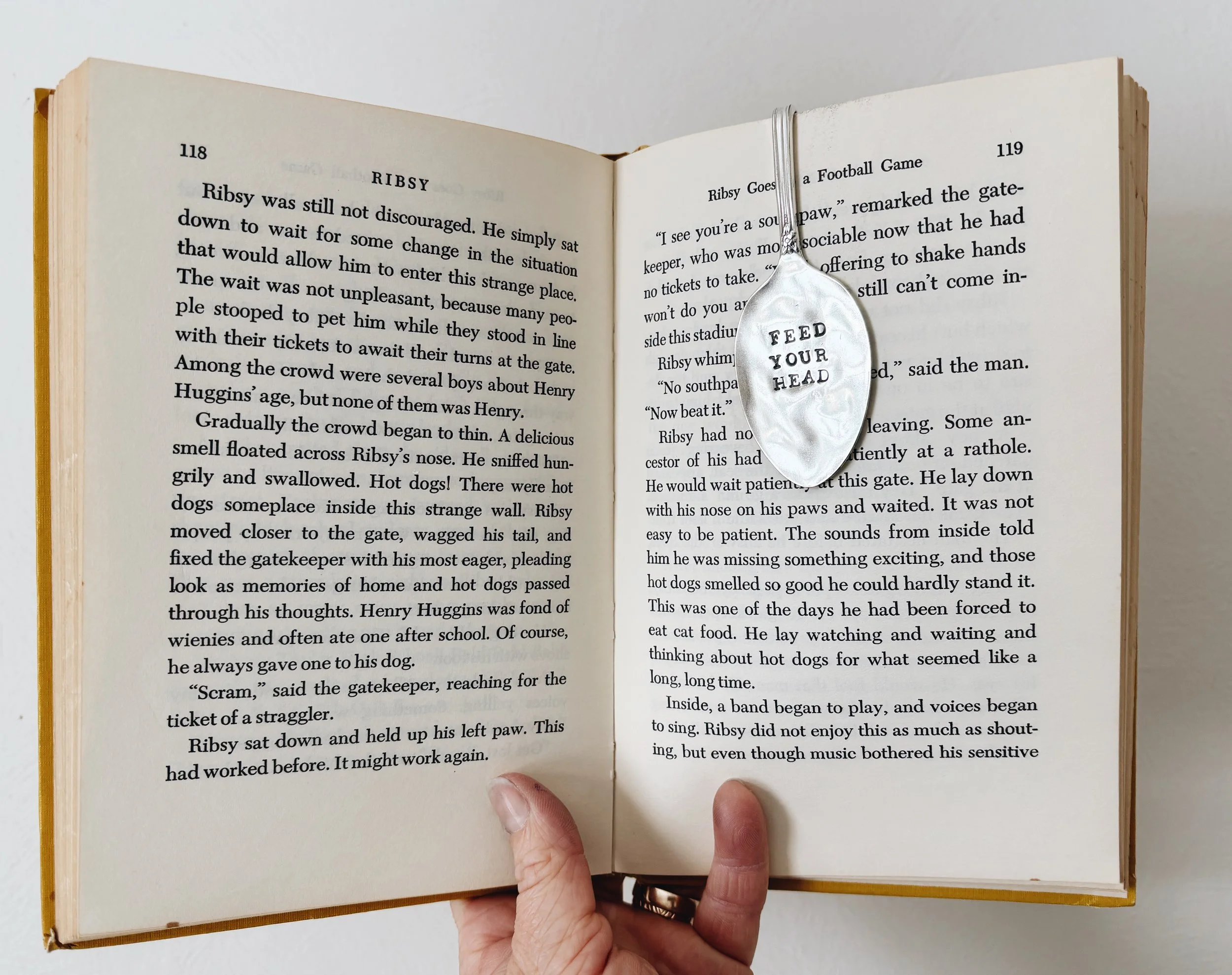 Spoon Bookmark // FEED YOUR HEAD // Sans Serif Font