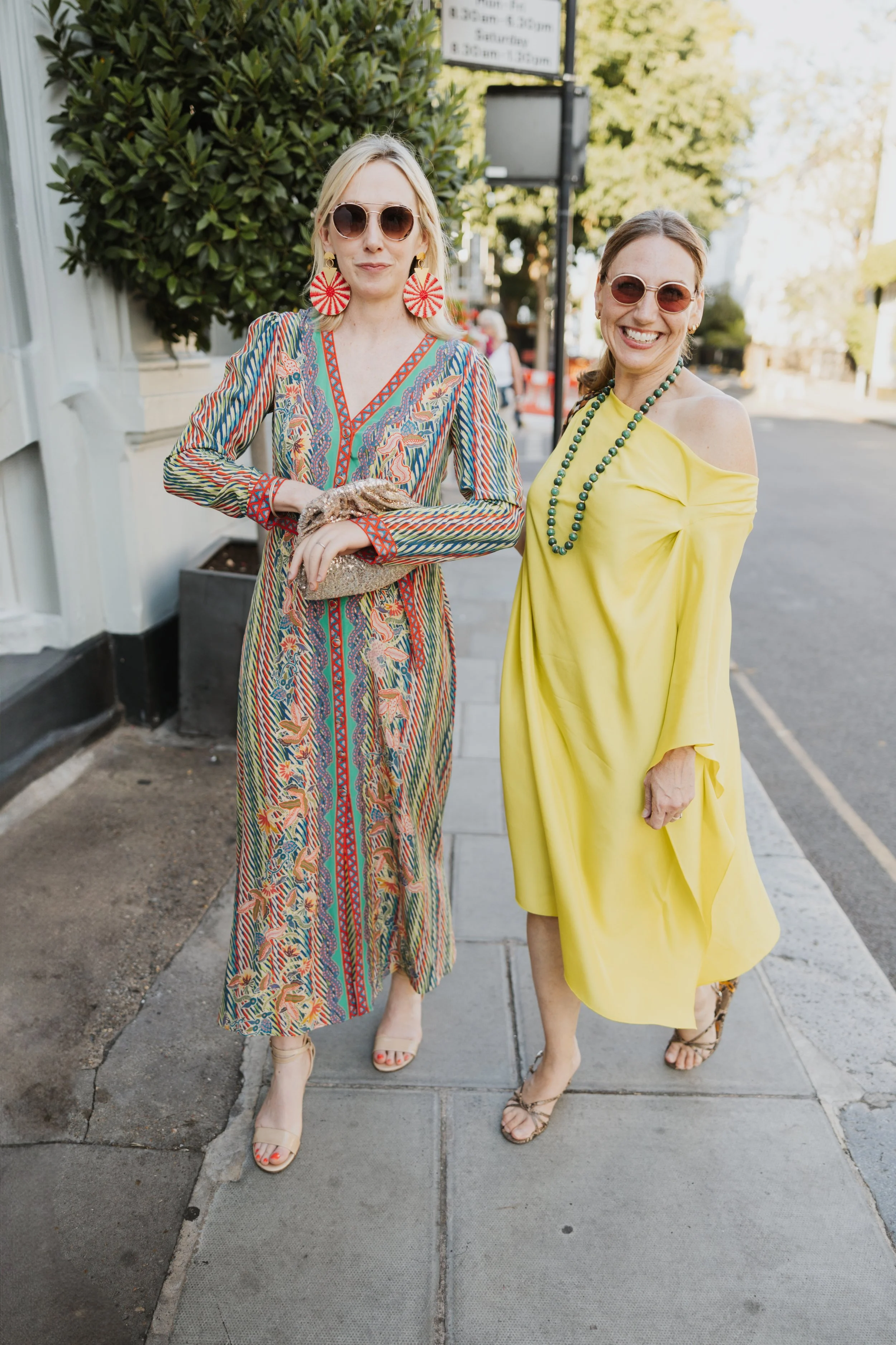 builders-arms-london-pre-wedding-guests-candid.jpg