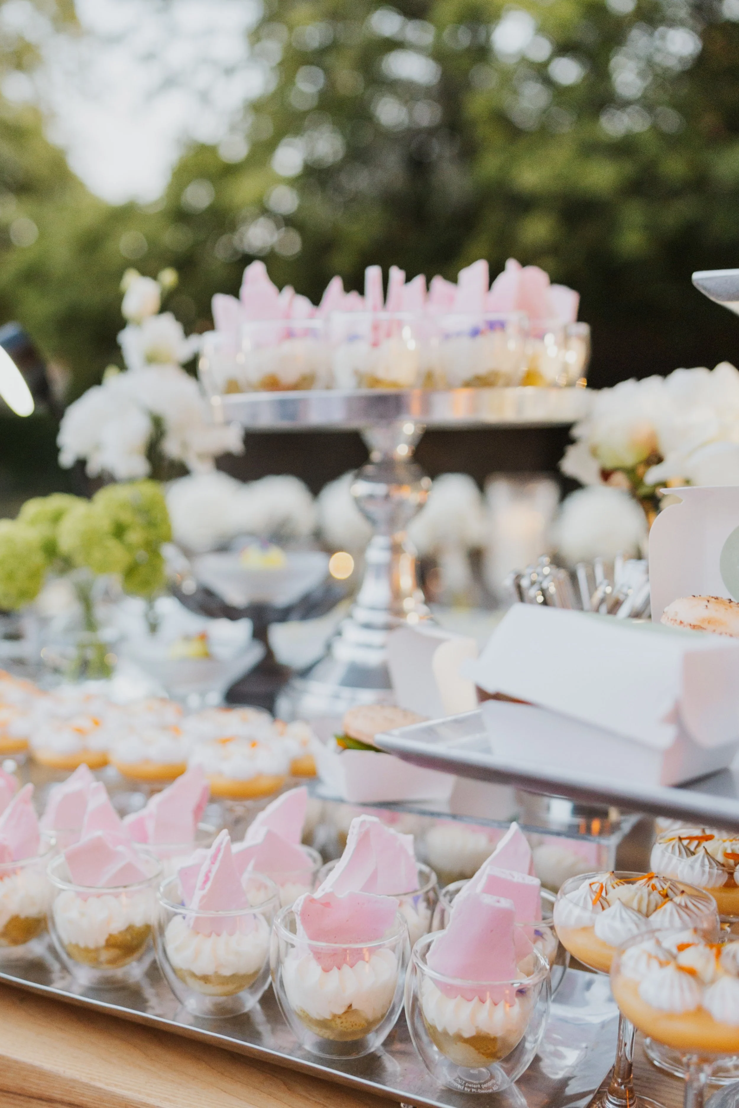 kensington-palace-orangery-wedding-dessert-table.jpg