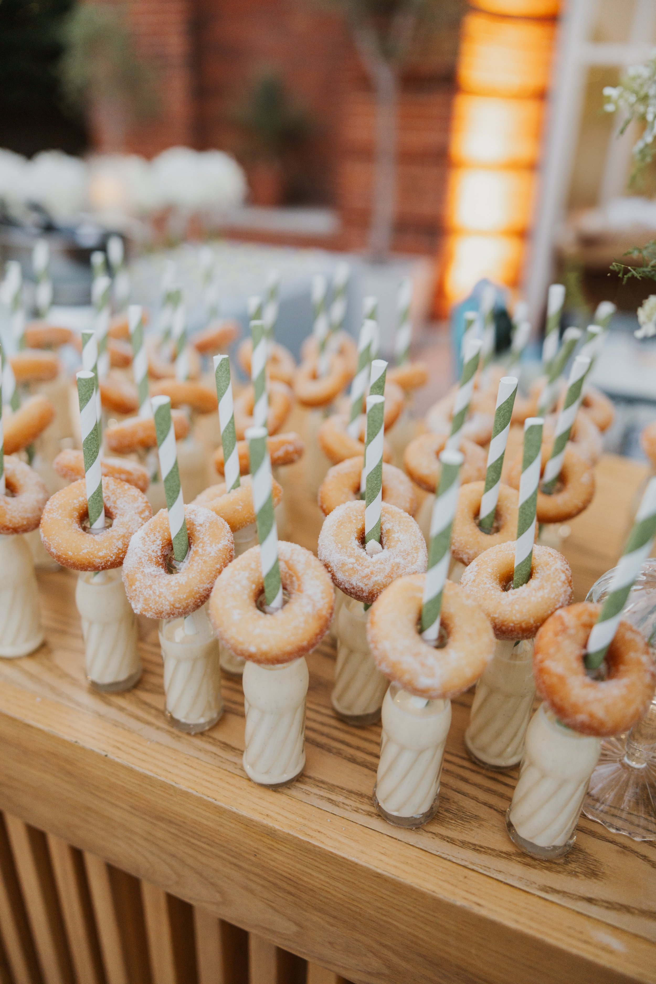 kensington-palace-orangery-wedding-donut-wall.jpg