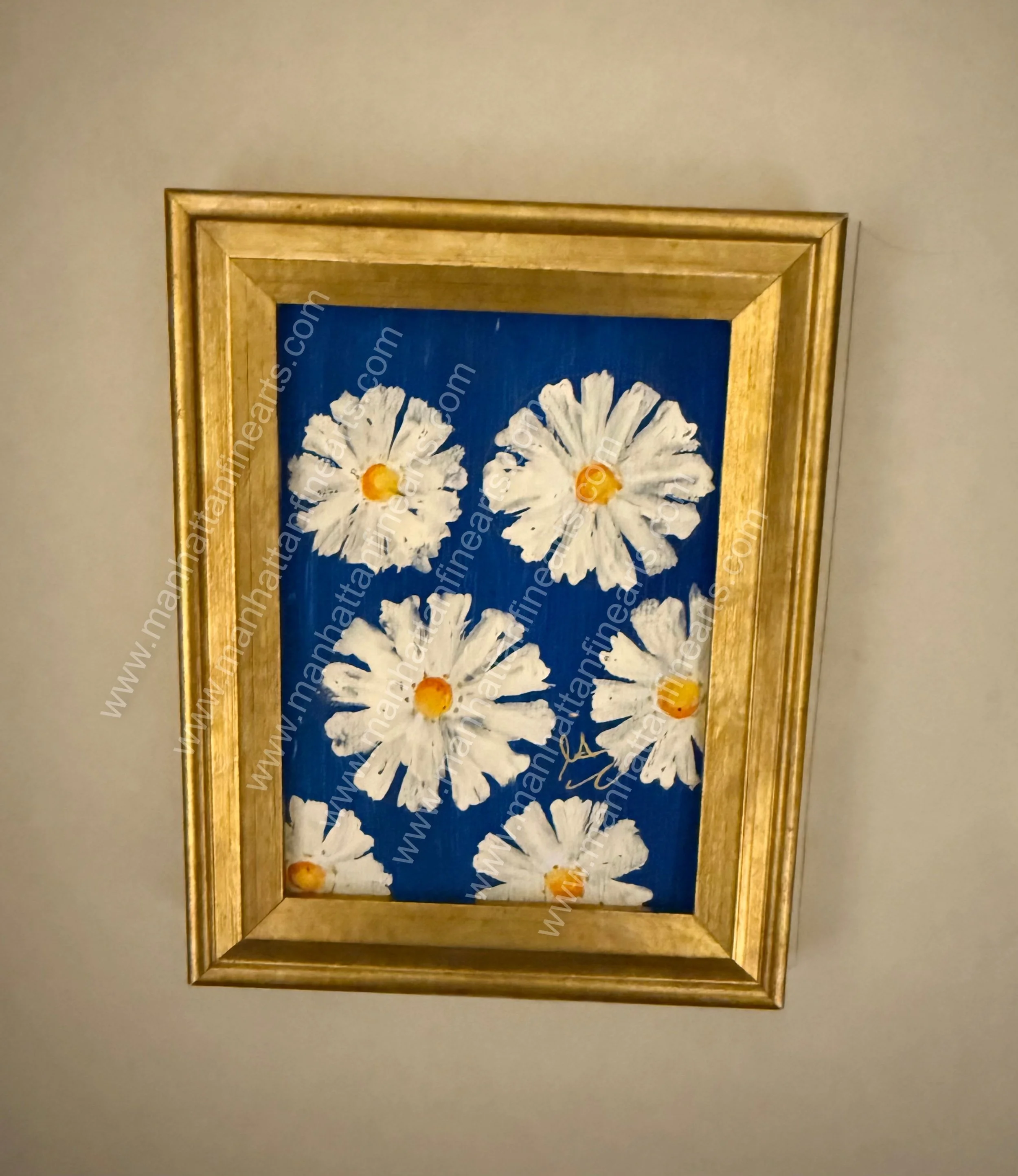 Golden Framed Daisy Delight