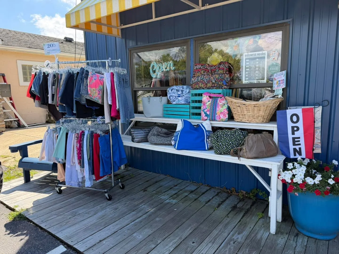 ☀️BIG SUMMER SALE!☀️

It&rsquo;s the perfect day to shop &amp; SAVE! 🛍️

🤍 White Tag &mdash; 75% OFF
💛 Yellow Tag &mdash; 50% OFF
💙 Blue Tag &mdash; 50% OFF
💗 Pink Tag &mdash; 25% OFF
💜 Purple Tag &mdash; 25% OFF

👜 SIDEWALK SALE:
Purses &amp;