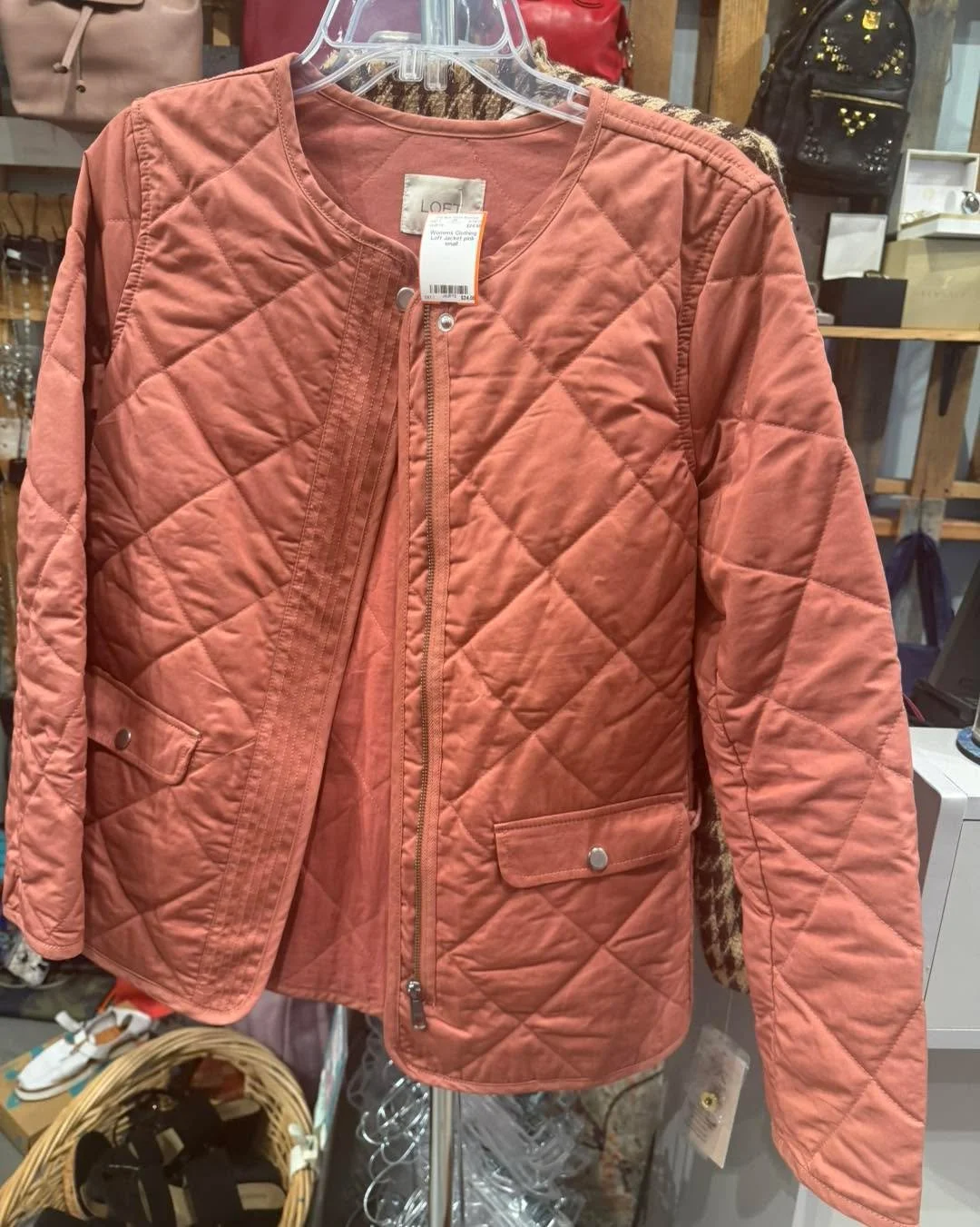 ✨ Treat Yourself Tuesday! ✨

It&rsquo;s that time of year to think layers! 🍂

Jackets &amp; Blazers are 20% OFF

Because your closet called&hellip; and it wants a little something new. 😉

Stop in and treat yourself today! Take advantage of our tag 