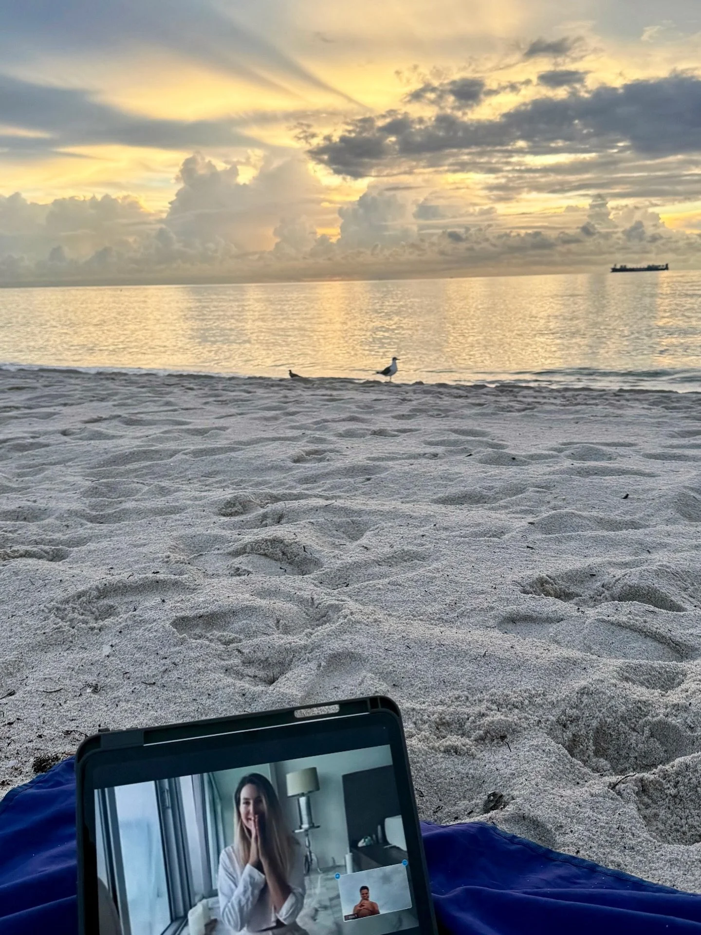 Kundalini is not &ldquo;show off yoga&rdquo;.

We wake up when is still dark outside,
before dawn, every single day, 
to do our sadhana, our devotional personal practice.

No cameras, no audience. Just us, 
eyes closed.
Not for a challenge. Not for 4