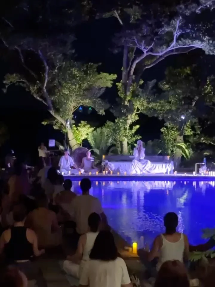 Thank you

My heart is full.

Thank you to everyone who came last night. 

More than 200 souls gathered by the water. 

To see so many of you breathing, moving, chanting, and dancing together was overwhelming in the most beautiful way. 

It was unity