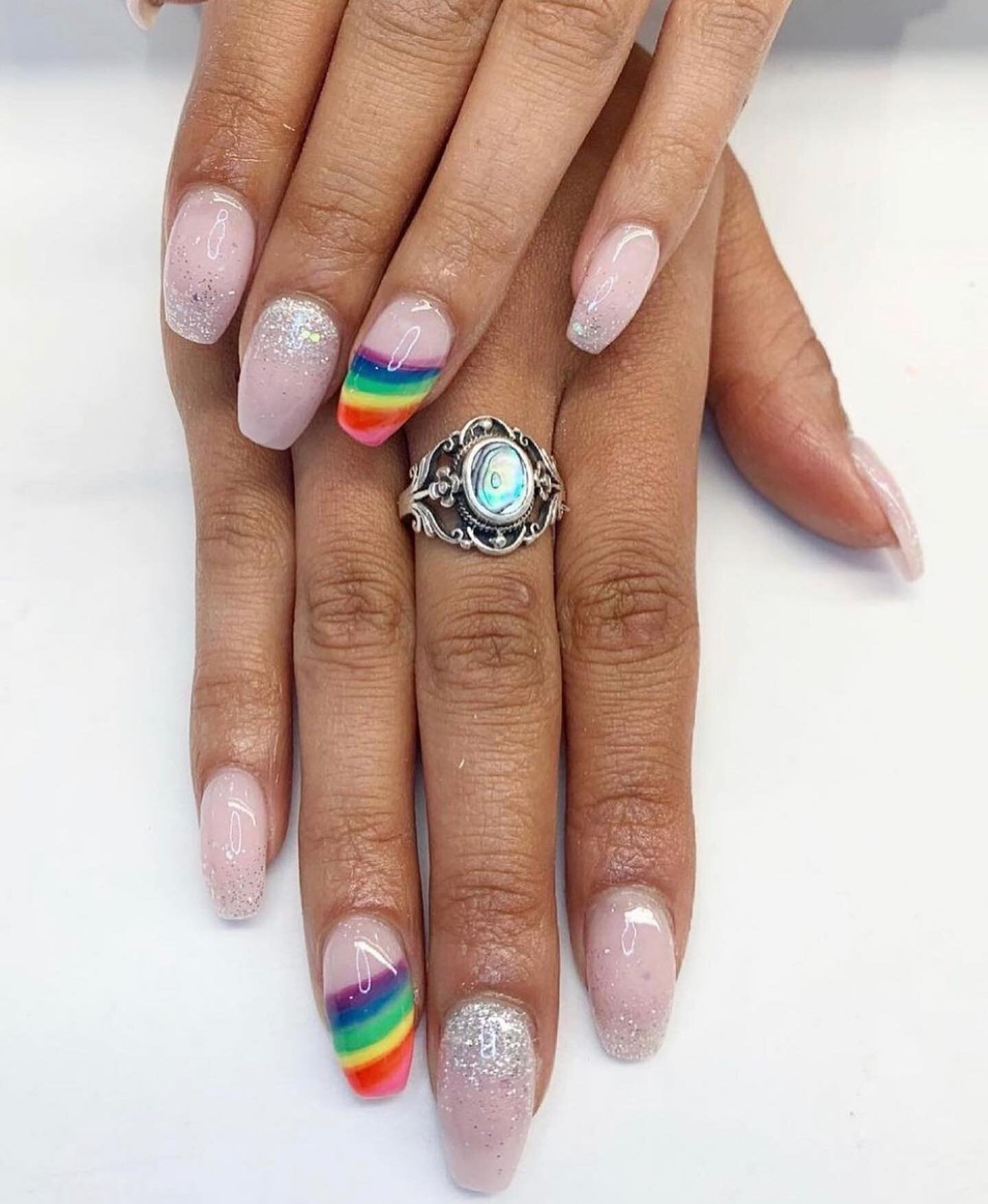 What an amazing day at NG today!🌈So many beauty Nail Garden designs⭐️ Ready for you again tomorrow xo #nailgarden #nails #mani #manicure #pretty #rainbow #spring #summer #june #cute #spa #salon #instanails #nailgame #gelnails
