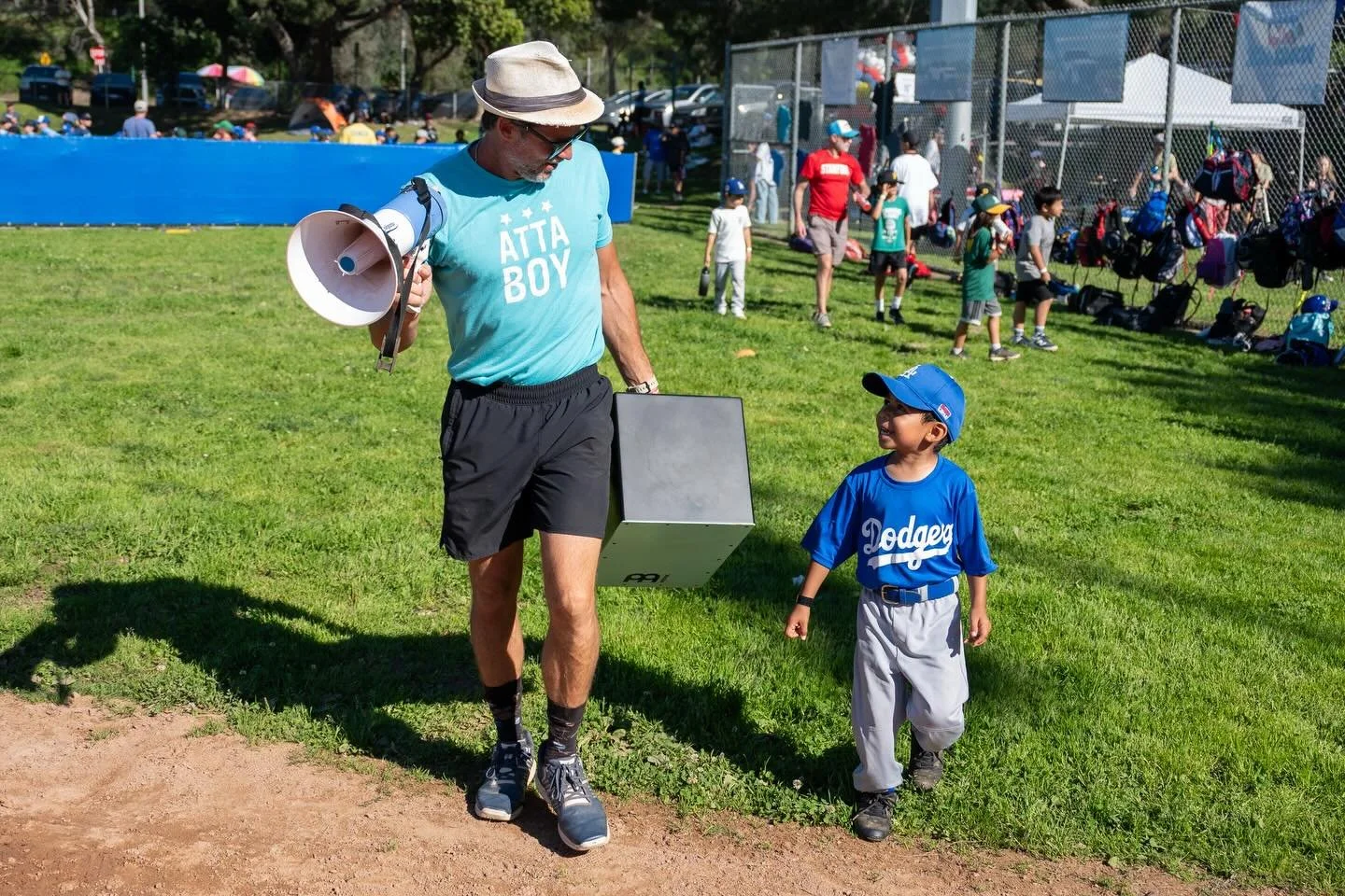 Culver City was our largest turnout yet on the Sandlot Tour. Our main man @wildscopephotography captured the moments that matter. My personal favorite it PICTURE NUMBER 14❗️

Incredible buy in from The Prez, the Board, and the Coaches of @culvercityl