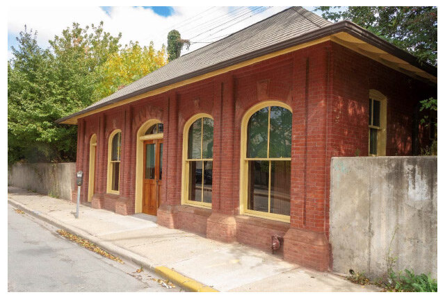 Hyde Park Historical Society Cable Car Building – Restored and Looking Good!