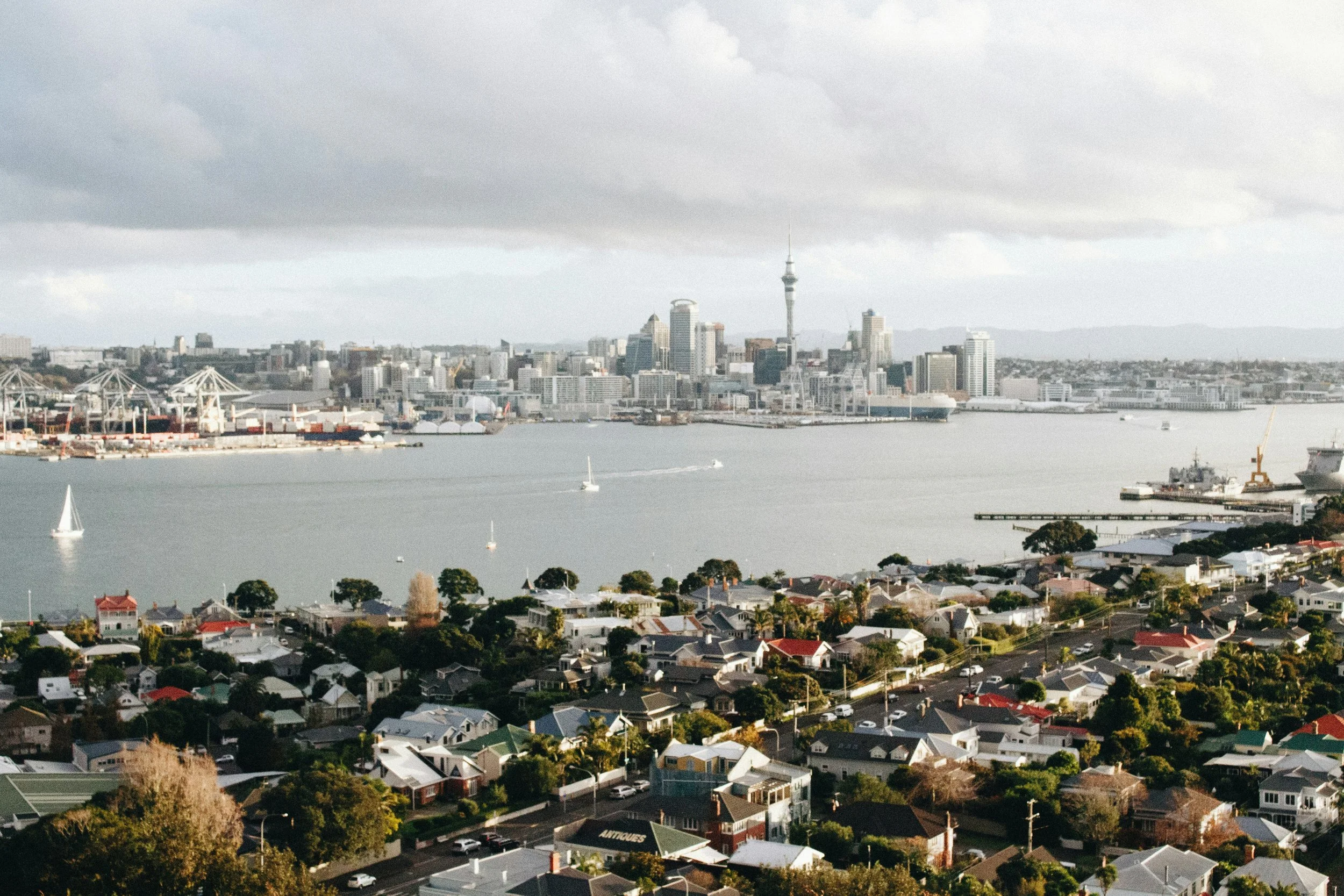 Revised Law Association Agreement for Sale and Purchase of Real Estate