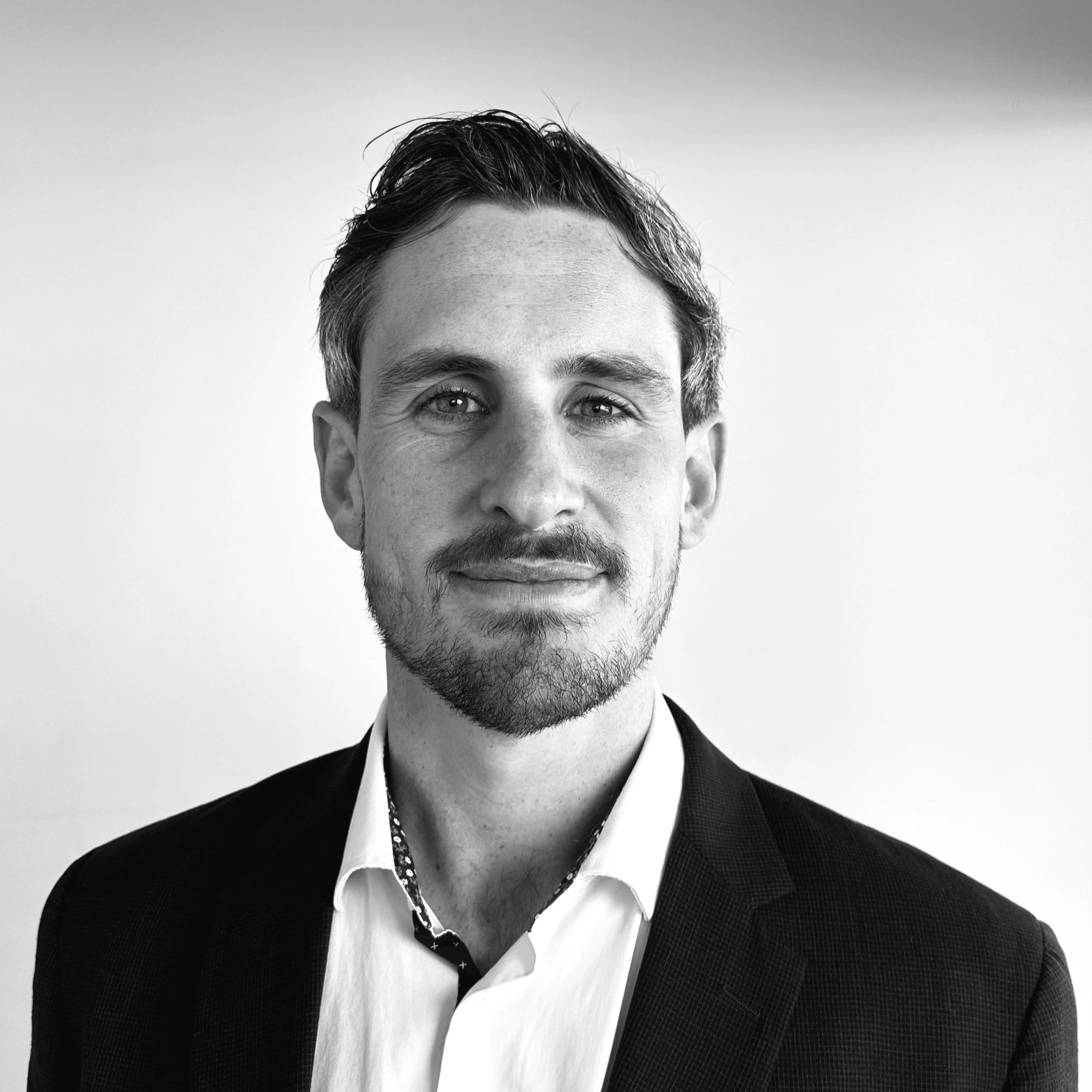 MARK LYONS
Registered Valuer
