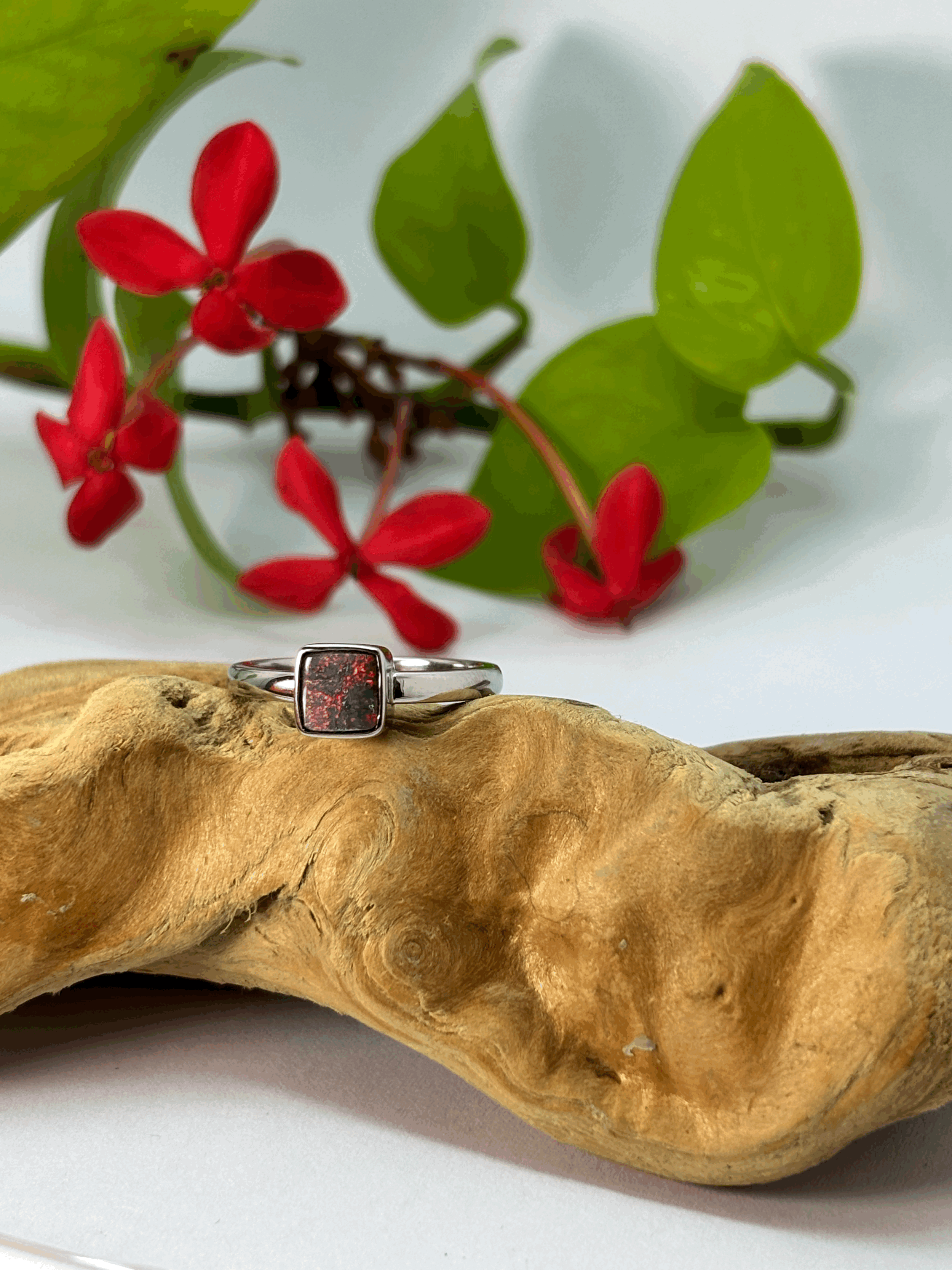 Opal 'Ring Of Fire' Gold Ring
