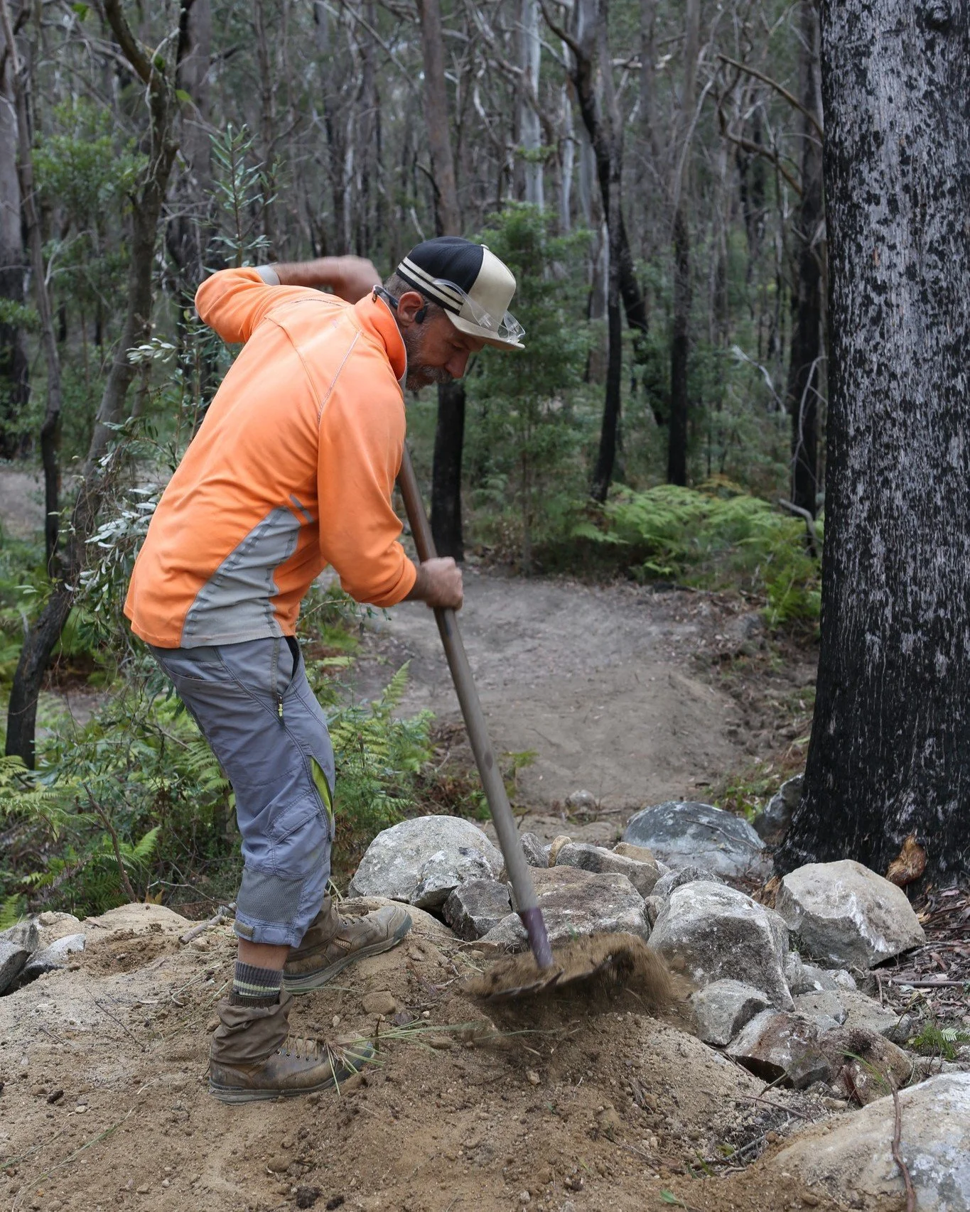 🌿 Trail Build Update – Graham’s Garden
Built by hand through granite and gum, the section affectionately known by the trail builders as Graham’s Garden captures what Angry Bull Trails is all about — connection, craftsmanship