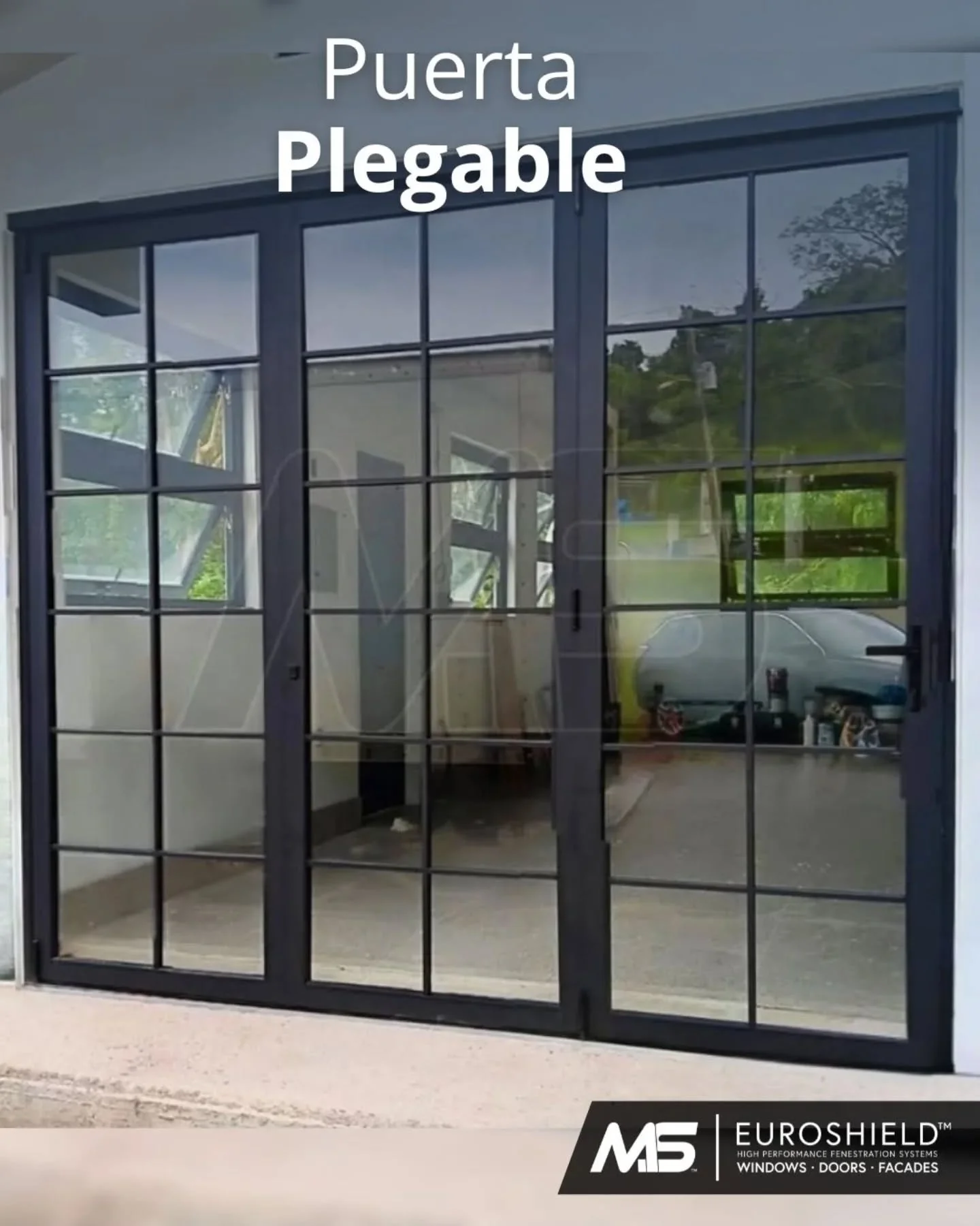 ✨ More light, more style, more space with our folding doors.
Designed with high-strength aluminum and laminated glass, they offer maximum durability and performance. This can be manufactured with 1/4" glass.