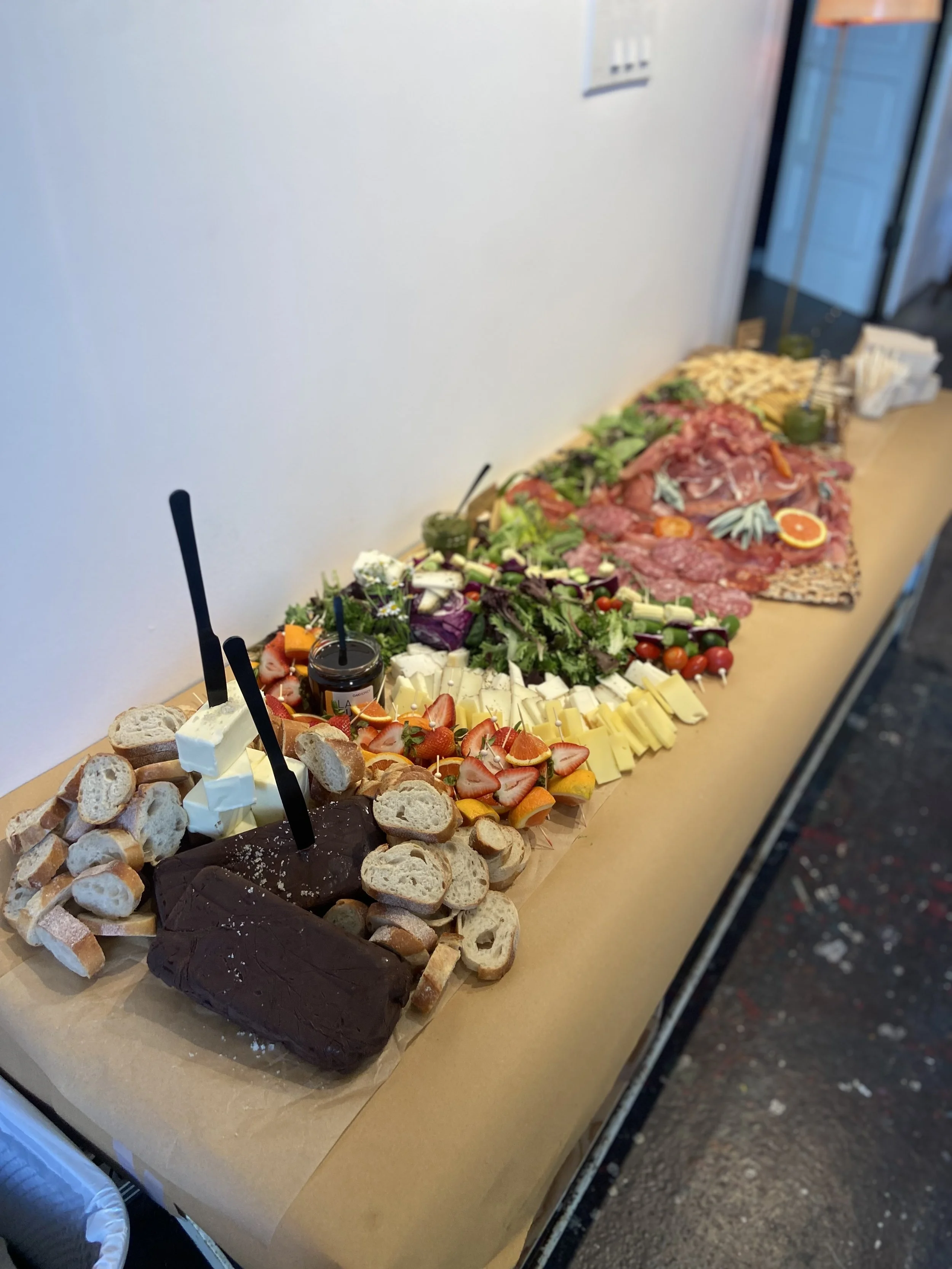 The Ultimate Midweek Grazing & Wine Social

Turn your Wednesday into a gourmet getaway! Join us on May 27th for an evening dedicated to the art of the graze and the love of a great pour.
We’re setting up an epic, curated grazing table filled with sea