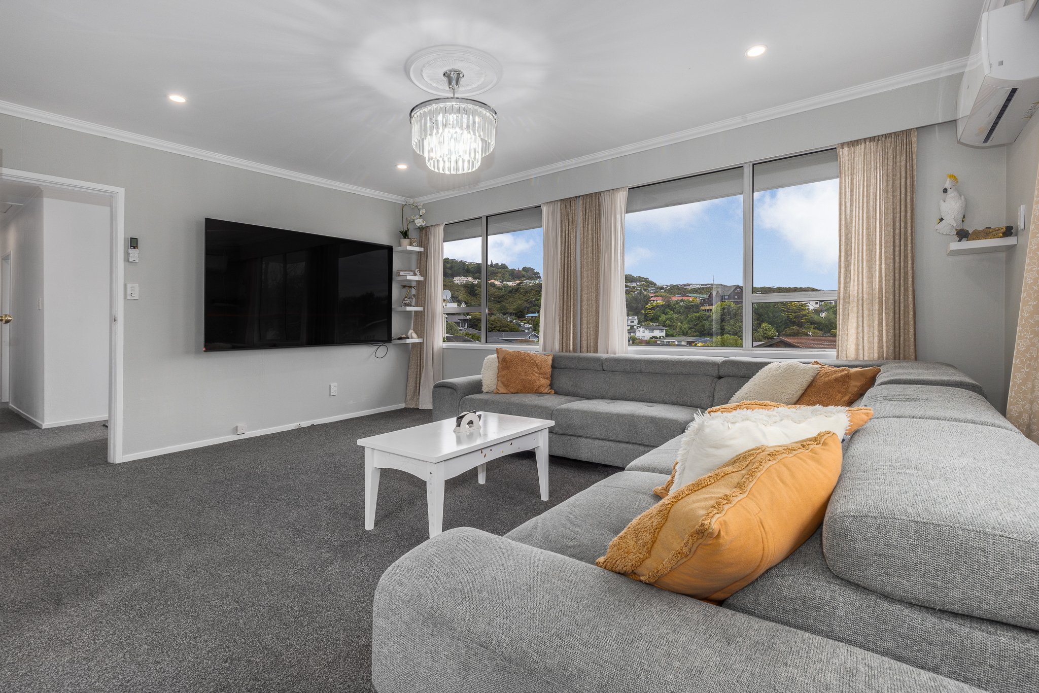 Sundaysrealestate_179A8952 copy 2.jpg