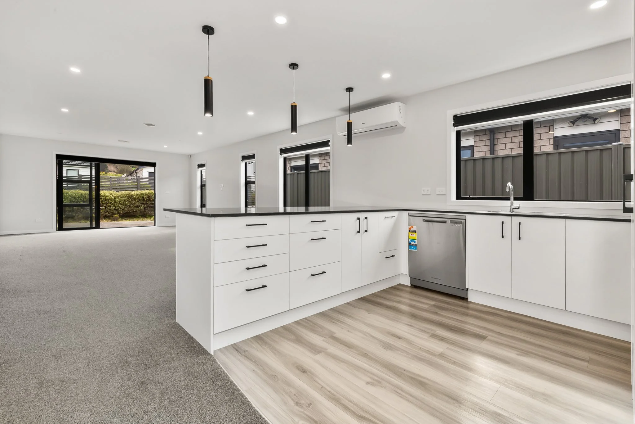 Sundaysrealestate_179A4430 copy.jpg