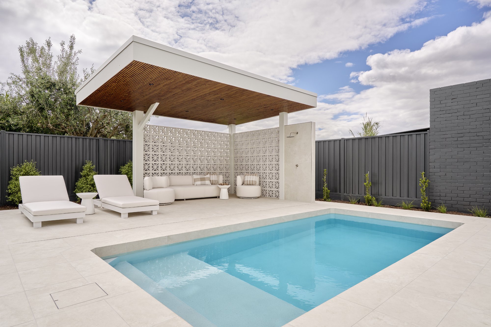 GJ Gardiner - CAR3-G Thermory (3).jpg