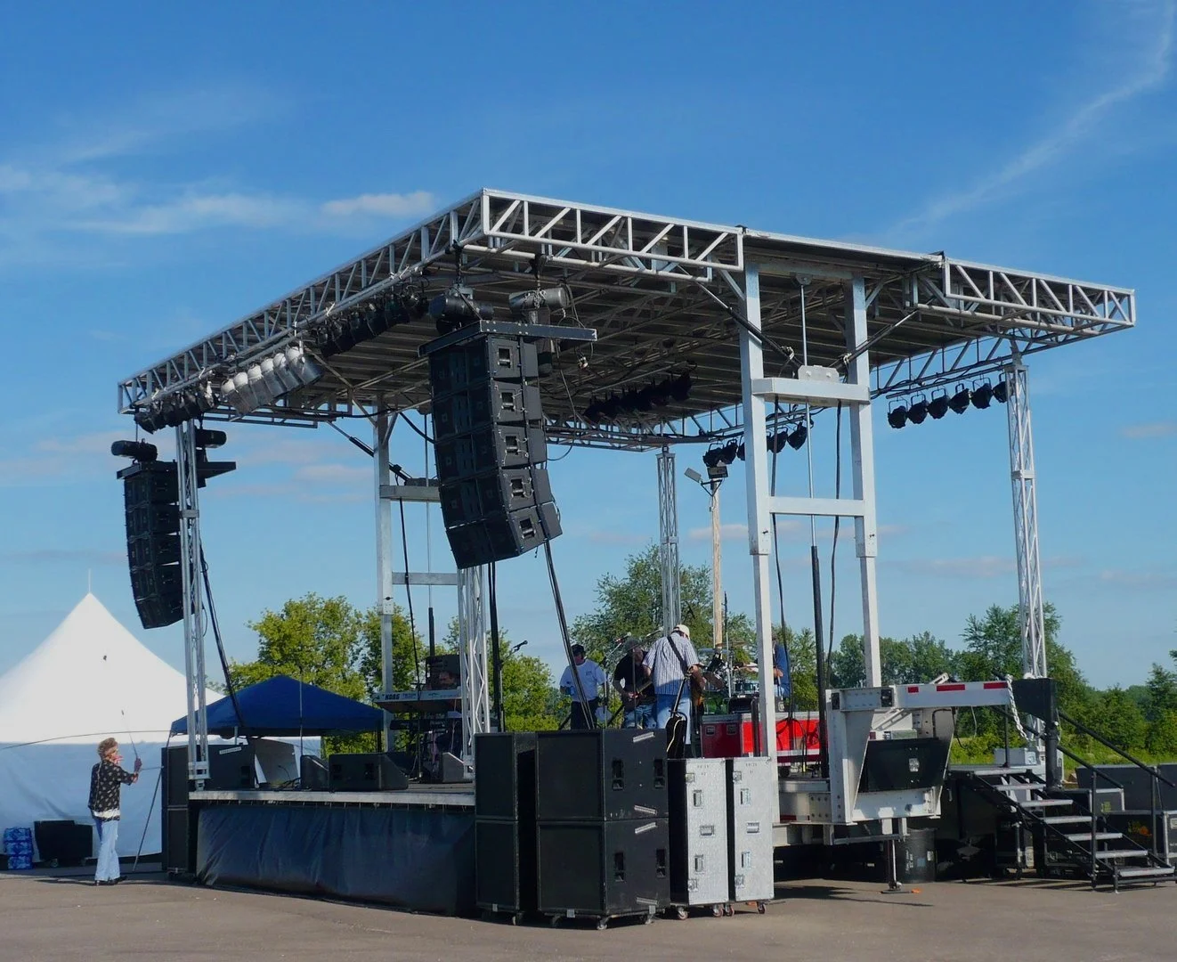 Rigging and Staging in Los Angeles — Empire Lakes Productions