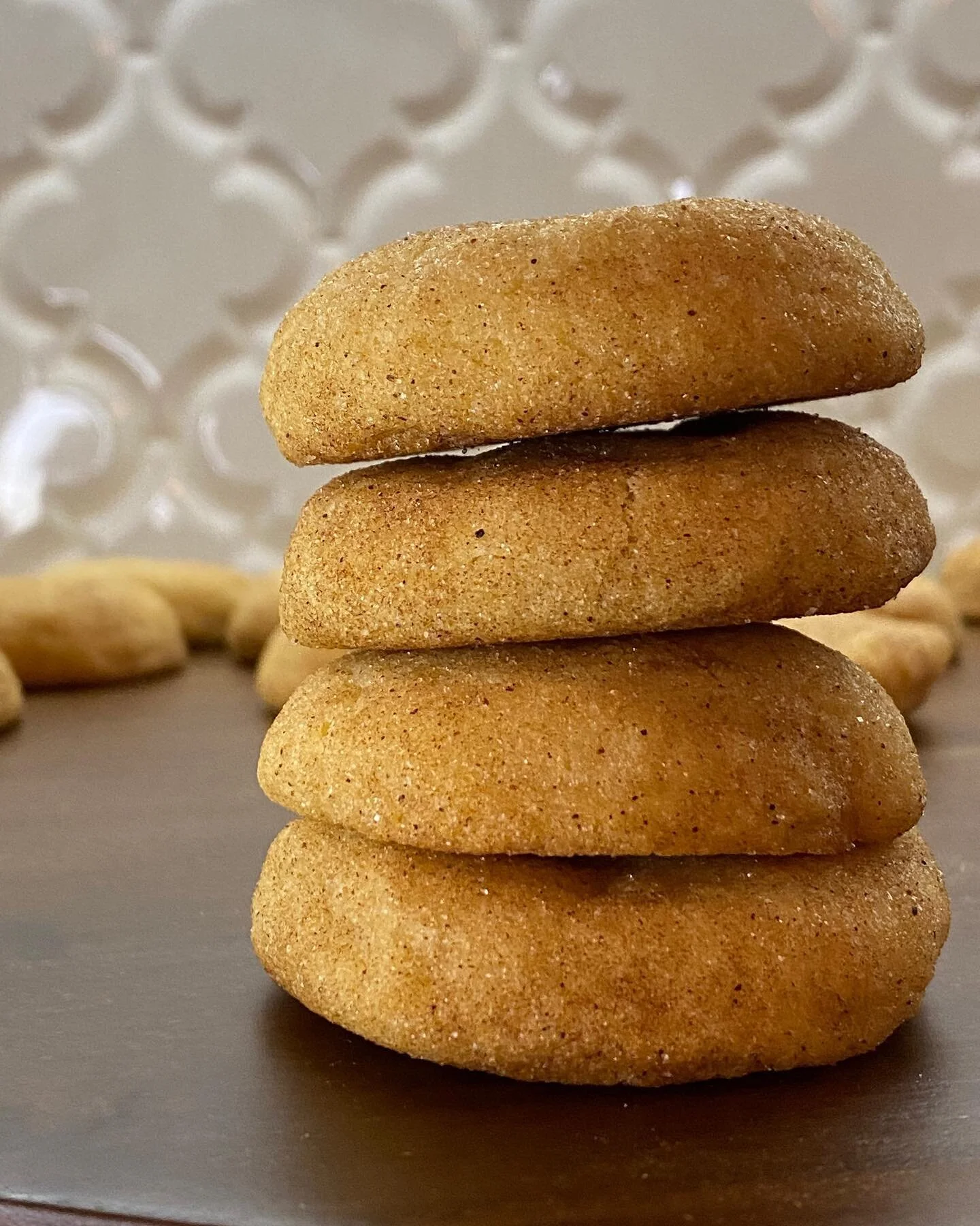 Look at all that cinnamon sugar goodness 🤤 These snickerdoodle&rsquo;s are melt in your mouth DE-LI-CIOUS!

^
^
^
^
#theplace #theplacesandiego #theplaceoceanside #sandiego #oceanside #bakery #bakedgoods #baked #bakeshop #baking 
#food #foodie #bles
