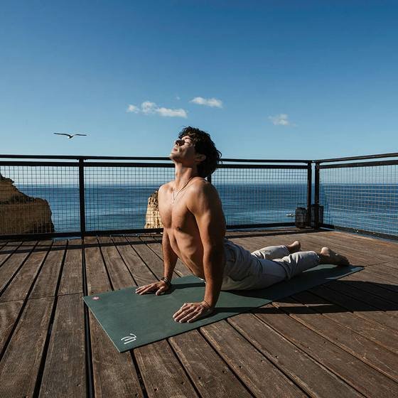 14-sun-salutation-by-the-pool.jpg