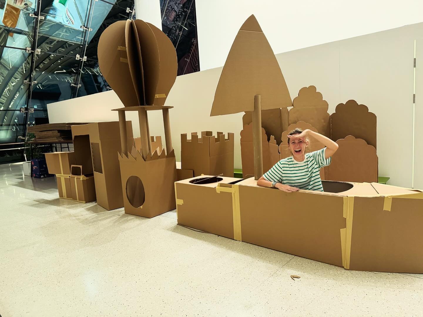 Things you can do with some 60 plus cardboard boxes !!!

Lola, Ella and I are ready to welcome you to our Spring Camp Workshop @expocitydubai !!!

📍Expo City | Terra | March 27

#hoplolahop #springbreak #dubaikids #storytimeadventures