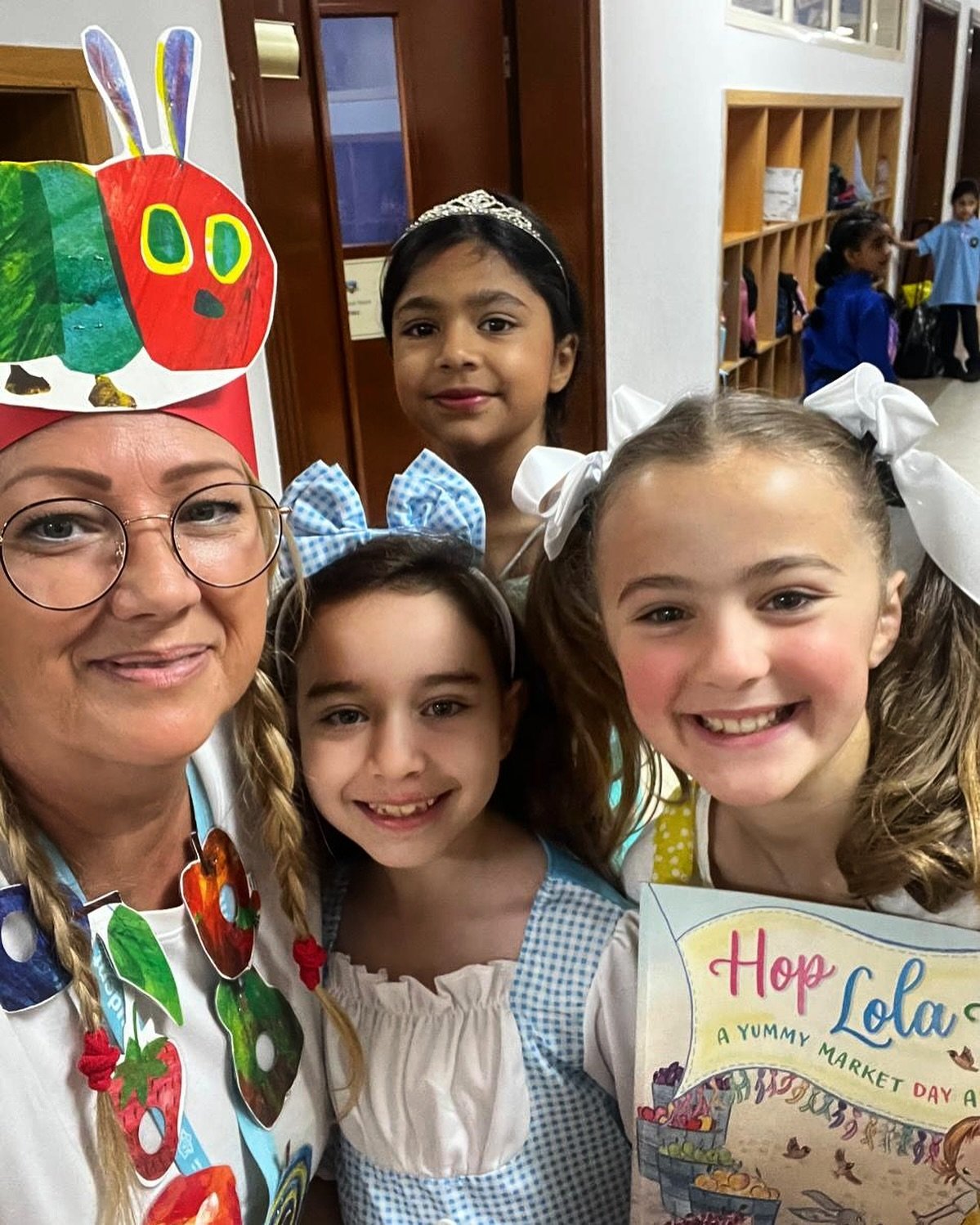 ✨It&rsquo;s Ella!!! ✨ What a lovely surprise spotting Lola&rsquo;s friend during last week&rsquo;s #worldbookday celebrations at RAK Academy.

It&rsquo;s always heartwarming to see all the efforts teachers, parents and especially our young story love