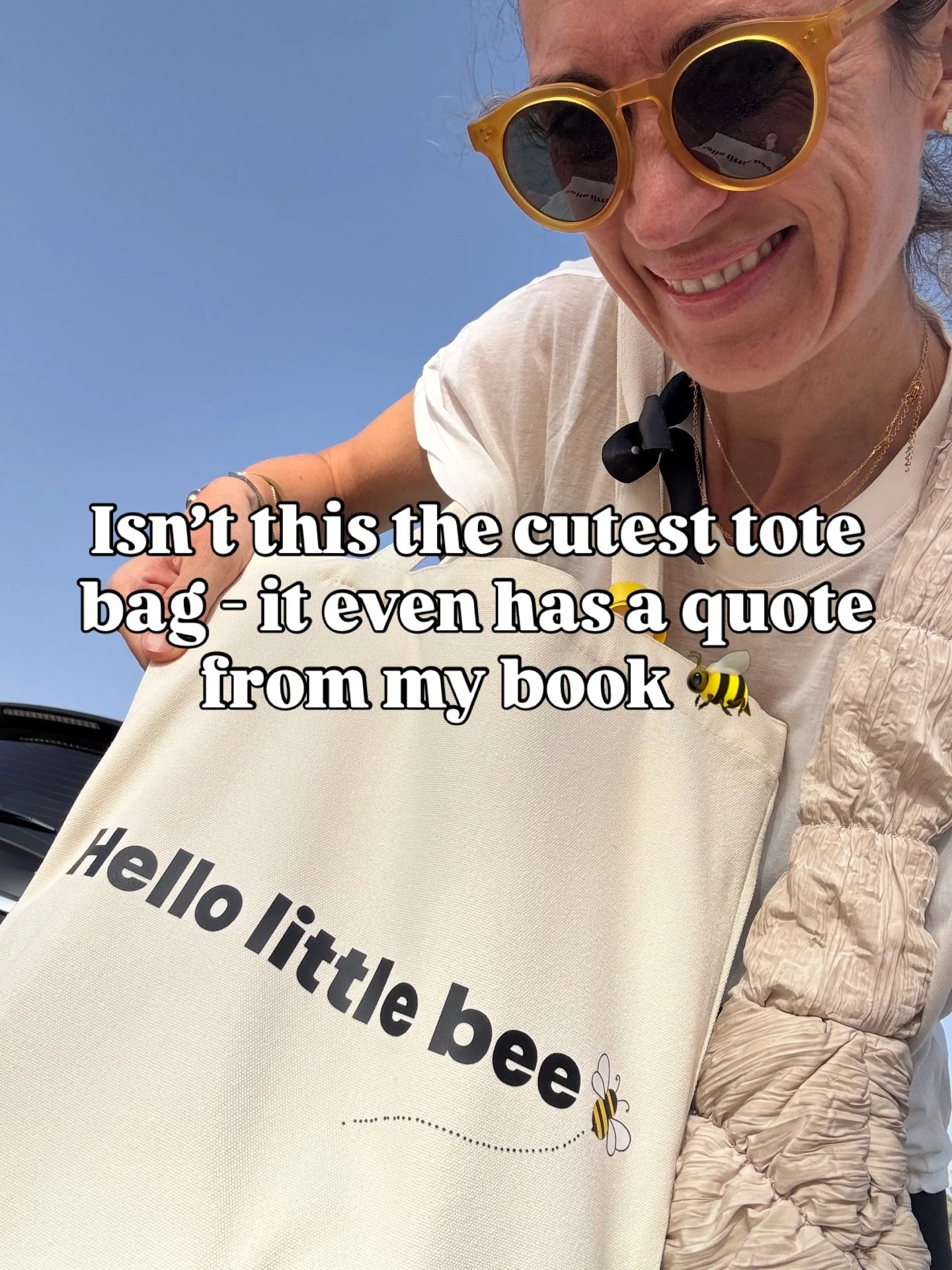 Hello little bee 🐝 

Thanks so much for this gorgeous gift @bunnybagsdubai