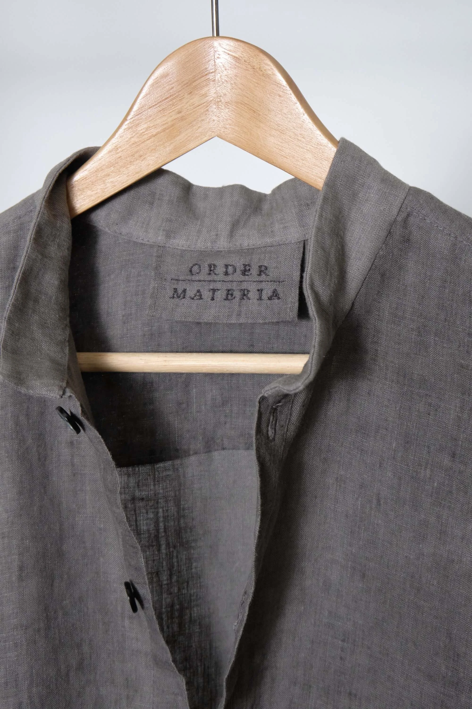 Mens Smoke Grey Linen Placket Shirt close (1).jpg