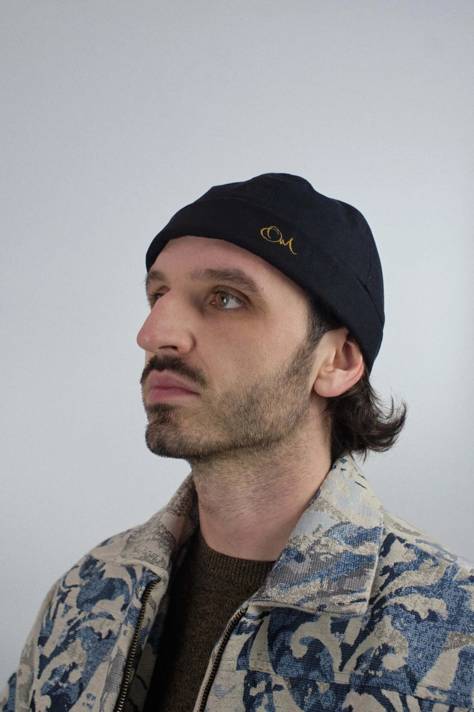 Order Materia Docker Hat Black Cotton Model (3).jpg