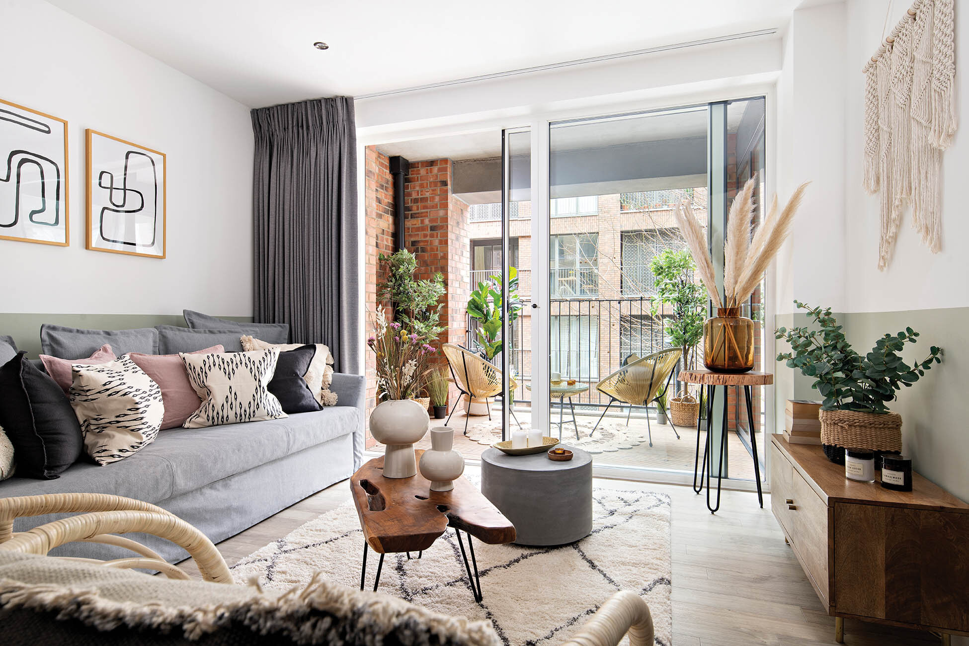 SCANDINAVIAN CHIC APARTMENT