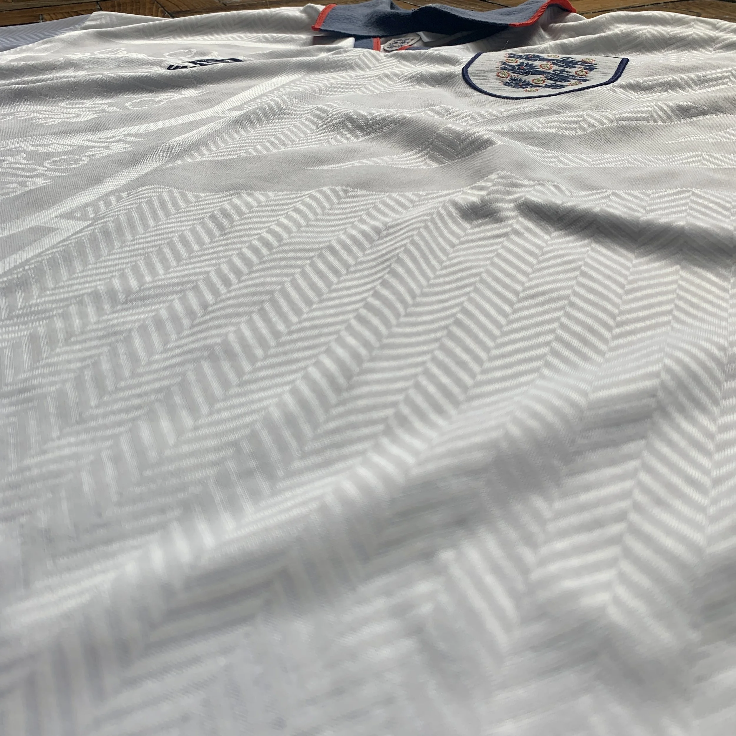 93/95 England [HOME] (XL) — Vintage Kit Co
