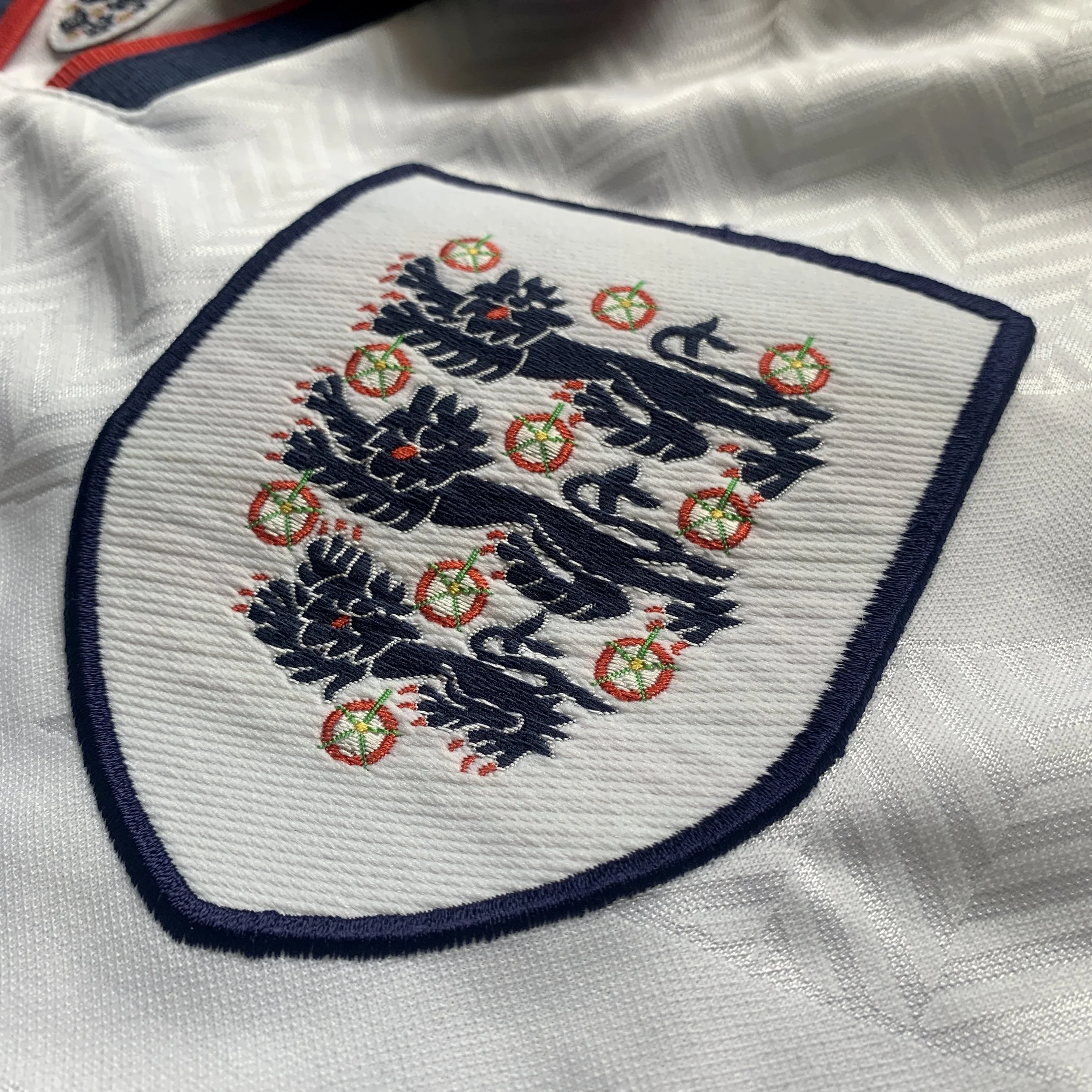 93/95 England [HOME] (XL) — Vintage Kit Co