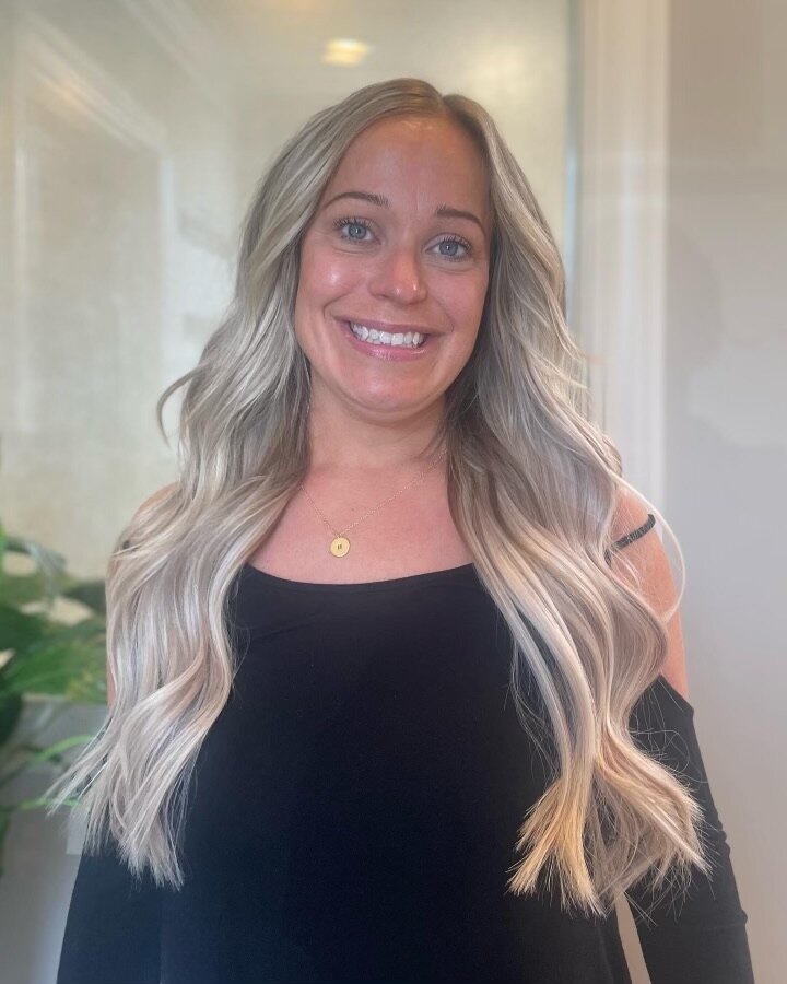 Look at that smile! You can have this smile too; all it takes is one row of extensions!⁠
⁠
Yep, you read that right, all it took was one row of extensions to create this beautiful look on this lovely client. Our stylist Bre did and amazing job!⁠
⁠
⁠
