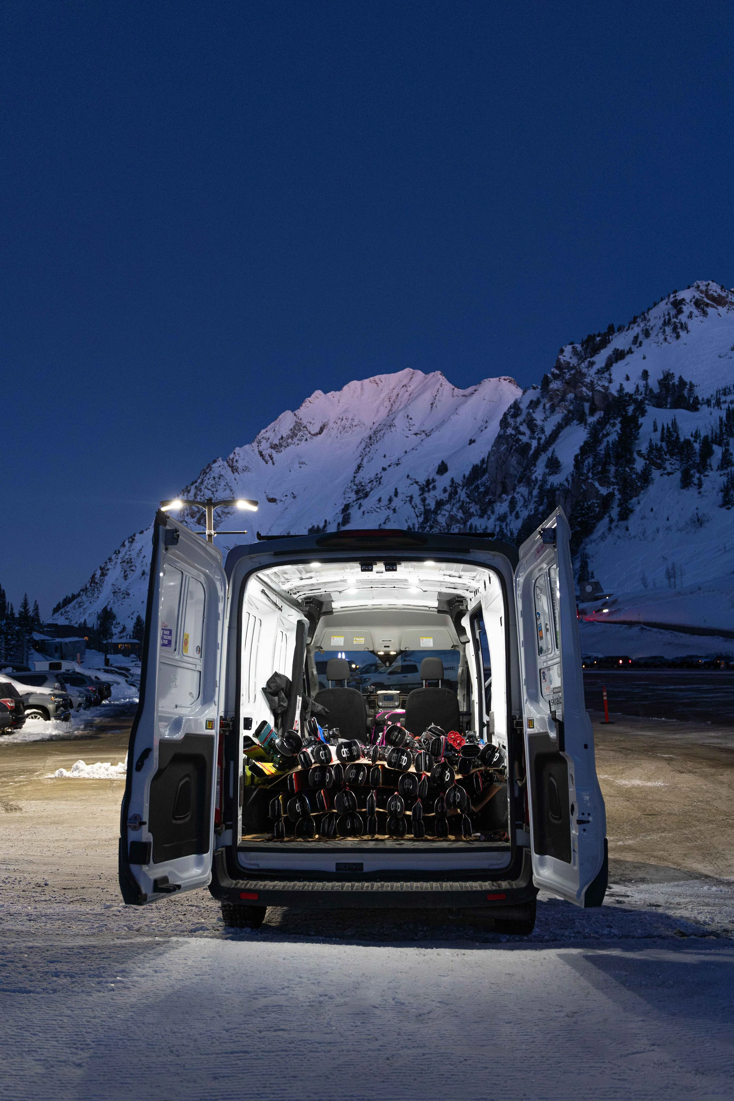 ski-demo-van-mount-superior-alta-11.jpg