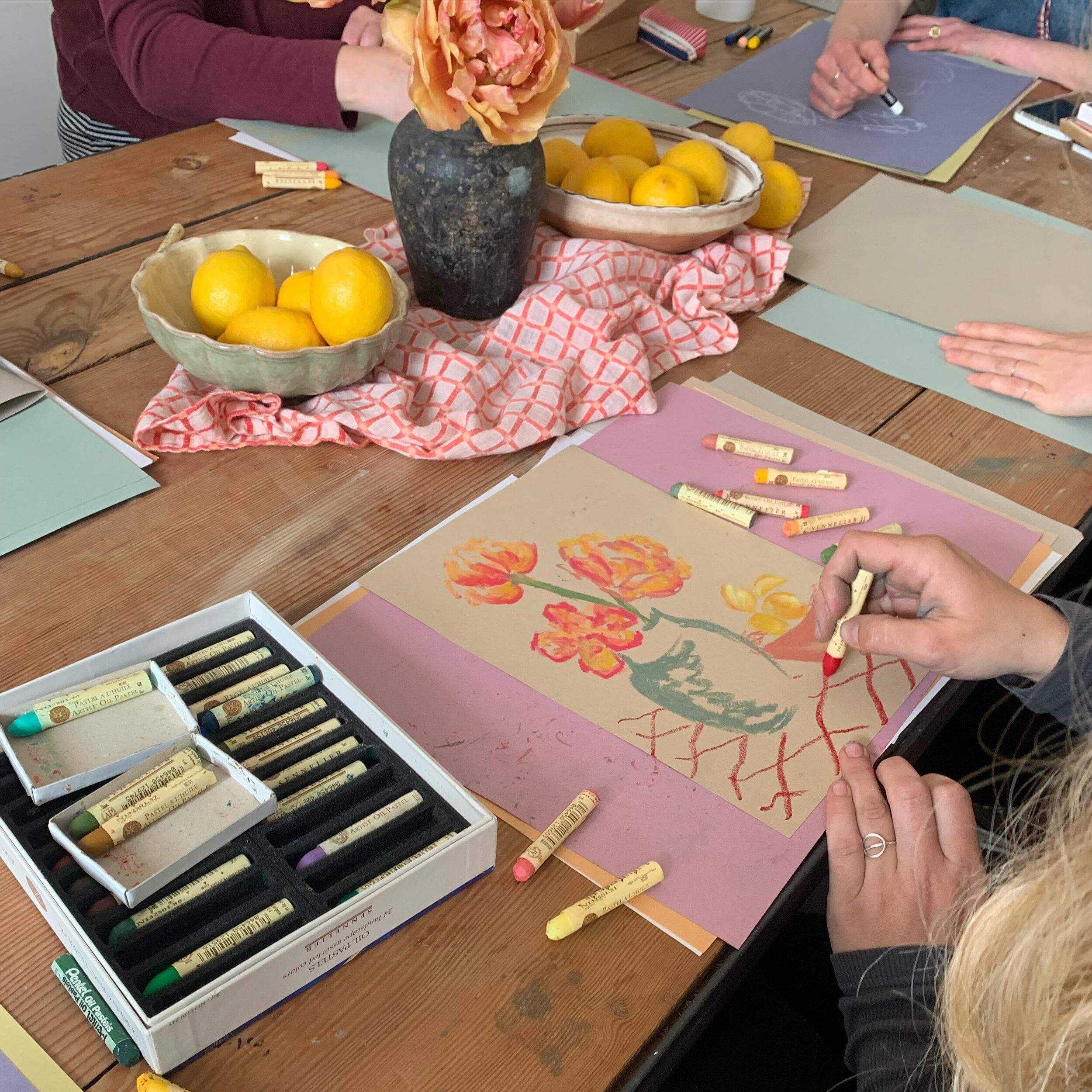 Art classes every month from your sofa? Yes please ✨

Join a STILL monthly subscription. We have two options to choose from&hellip;

Live &amp; pre-recorded subscription: 
For just &pound;10 a month, this monthly subscription gives you access to one 