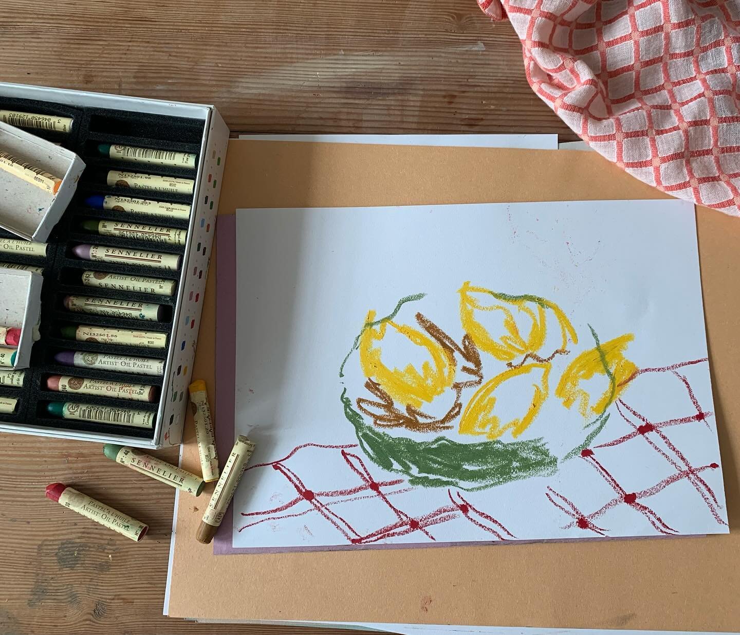Art classes every month from your sofa? Yes please ✨

Join a STILL monthly subscription. We have two options to choose from&hellip;

Live &amp; pre-recorded subscription: 
For just &pound;10 a month, this monthly subscription gives you access to one 