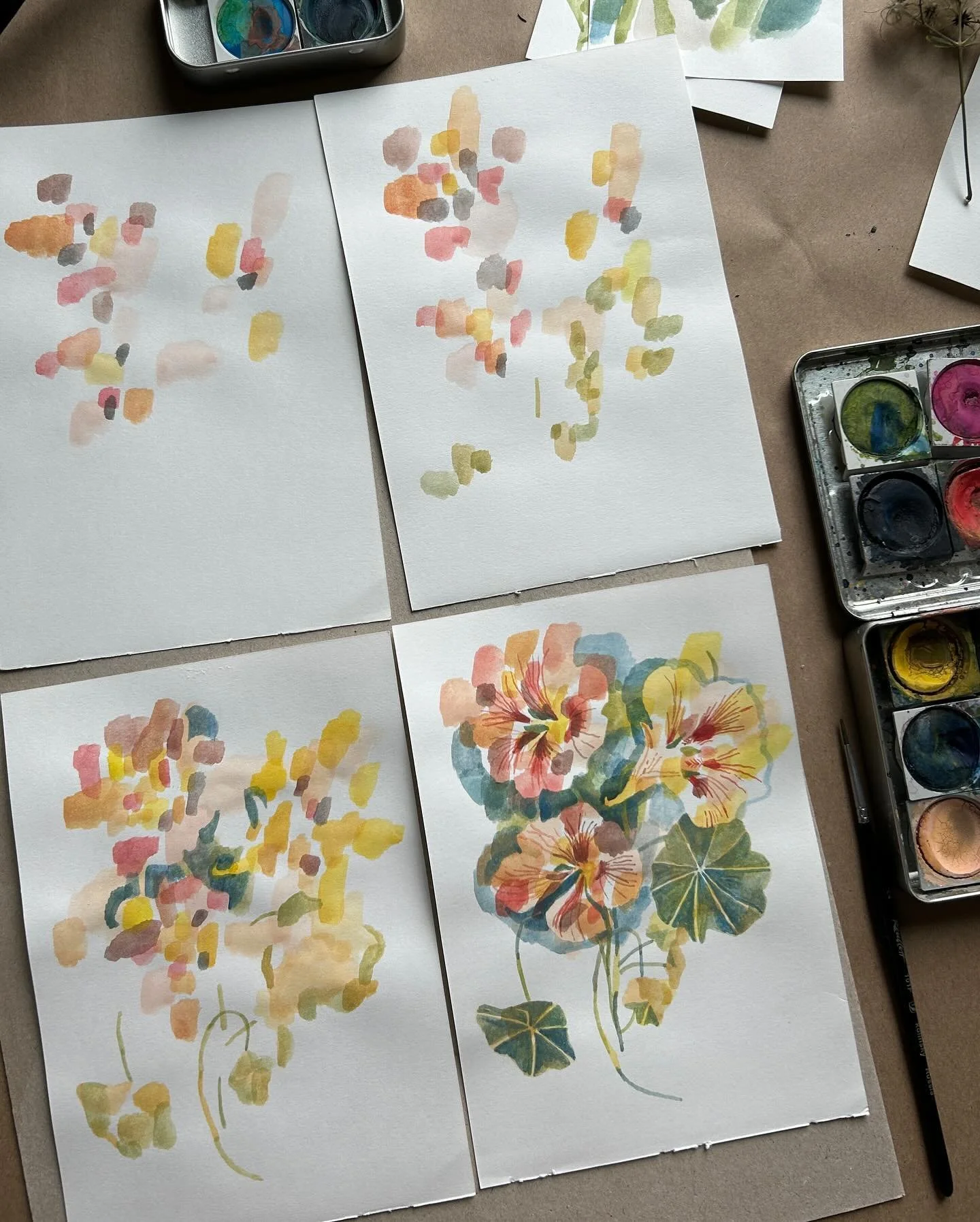 It was such a joy to watch @olga.ptashnik&rsquo;s fascinating process last night in her mixed media drawing class. 

We learnt how to paint in mosaics, with spots, lines, negative and positive space, in Olga&rsquo;s beautiful, soft palette. We drew d