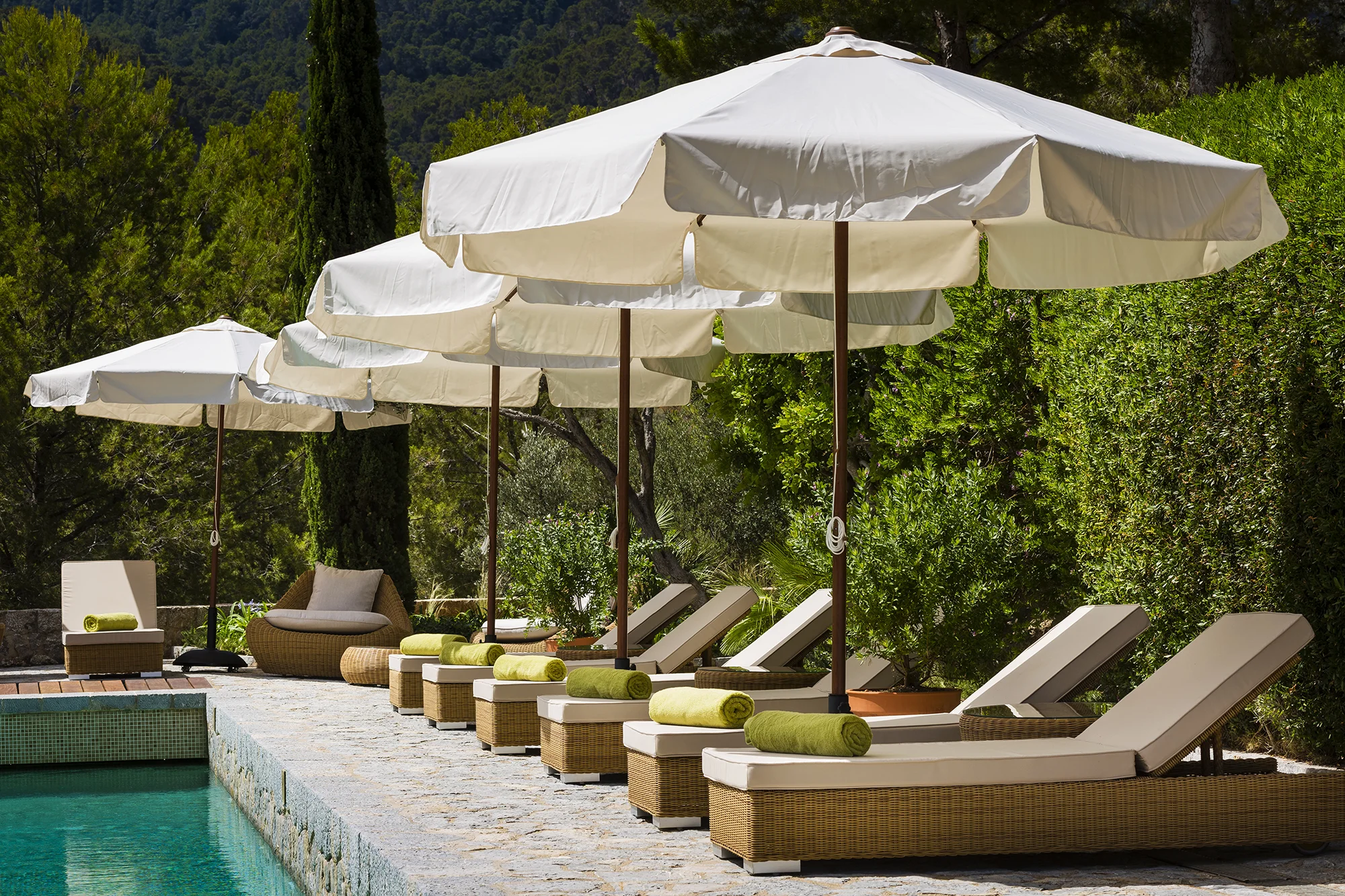 VILLAS AND RESORT VILLAS