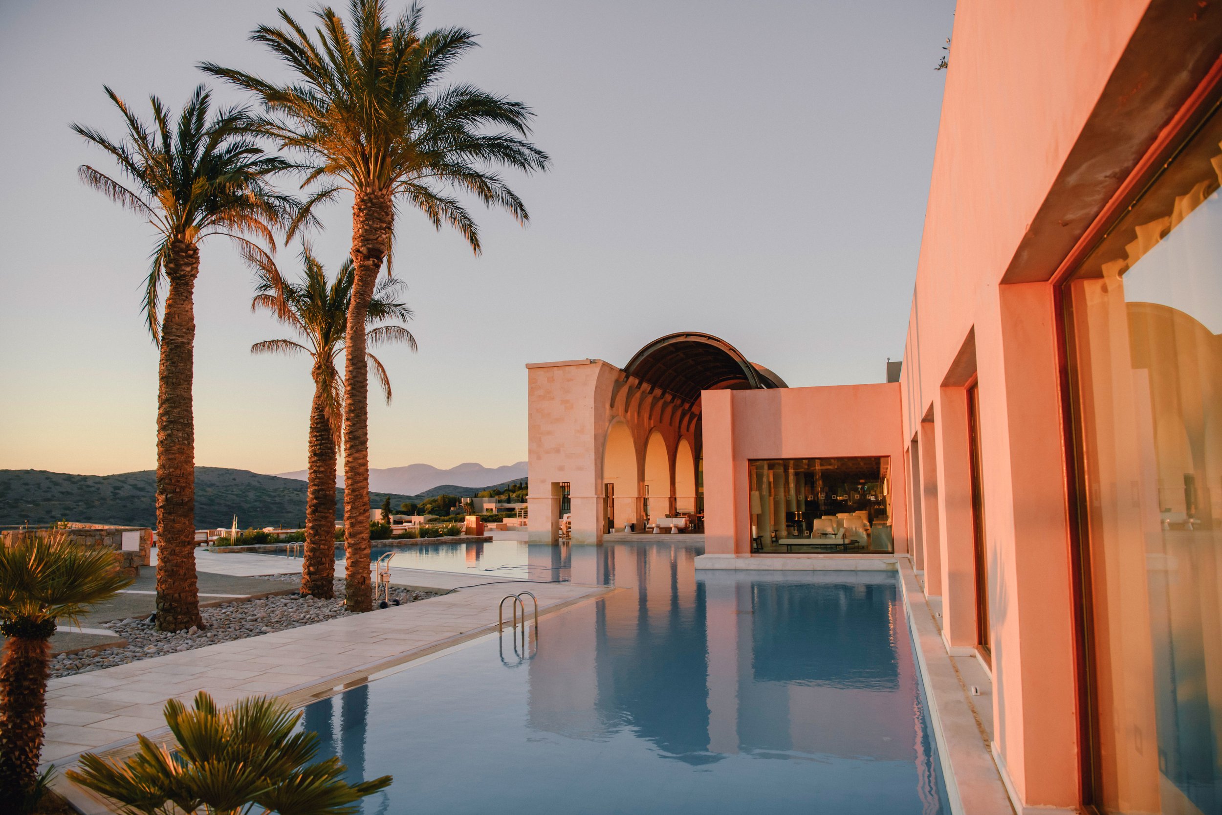 Arsenali Lounge Bar (1).jpg